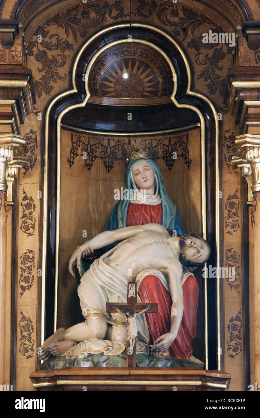 Madonna Addolorata nella Chiesa di San Vincenzo de Paoli a Zagabria, Croazia Foto Stock