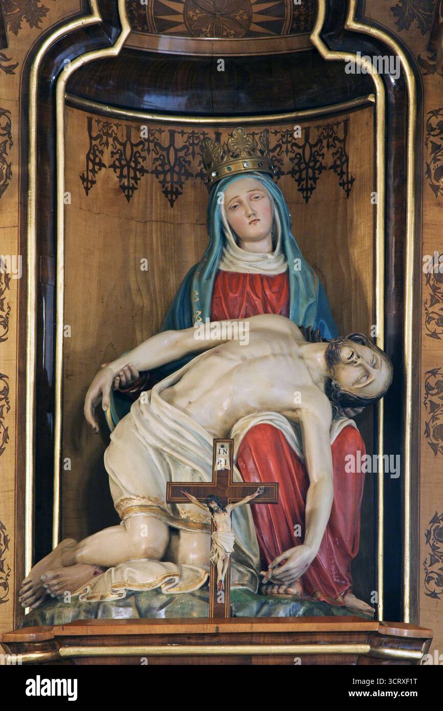 Madonna Addolorata nella Chiesa di San Vincenzo de Paoli a Zagabria, Croazia Foto Stock