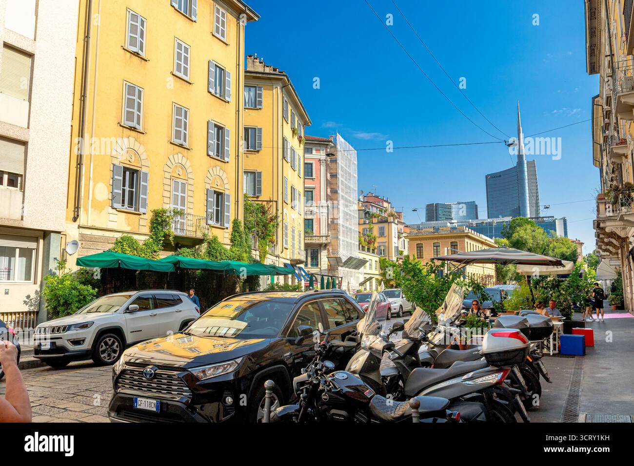 UniCredit Tower l'edificio più alto di Milano visto da via San Marco nel quartiere Brera di Milano Foto Stock