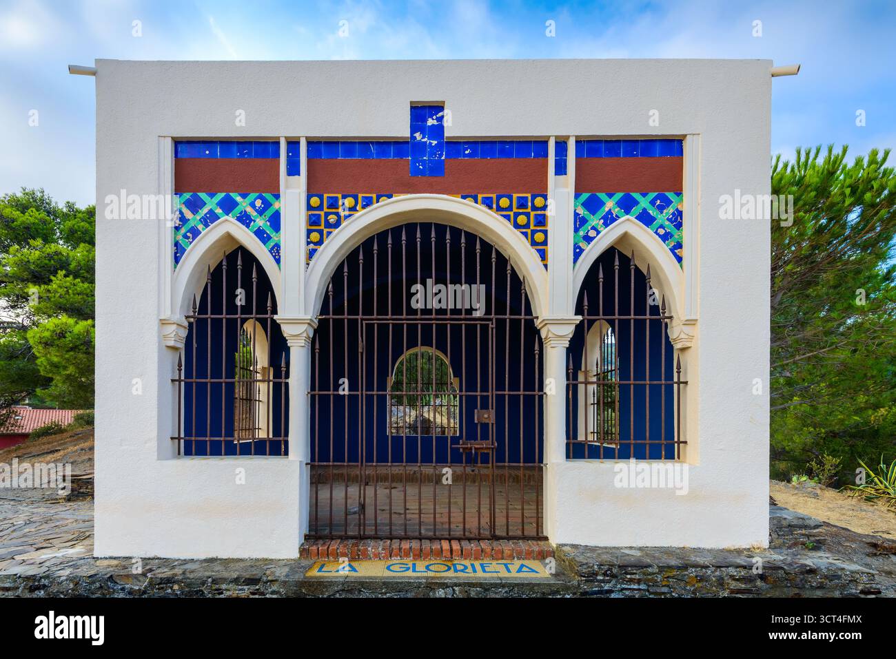 Edificio la Glorieta a Collioure a Occitanie in Francia Foto Stock