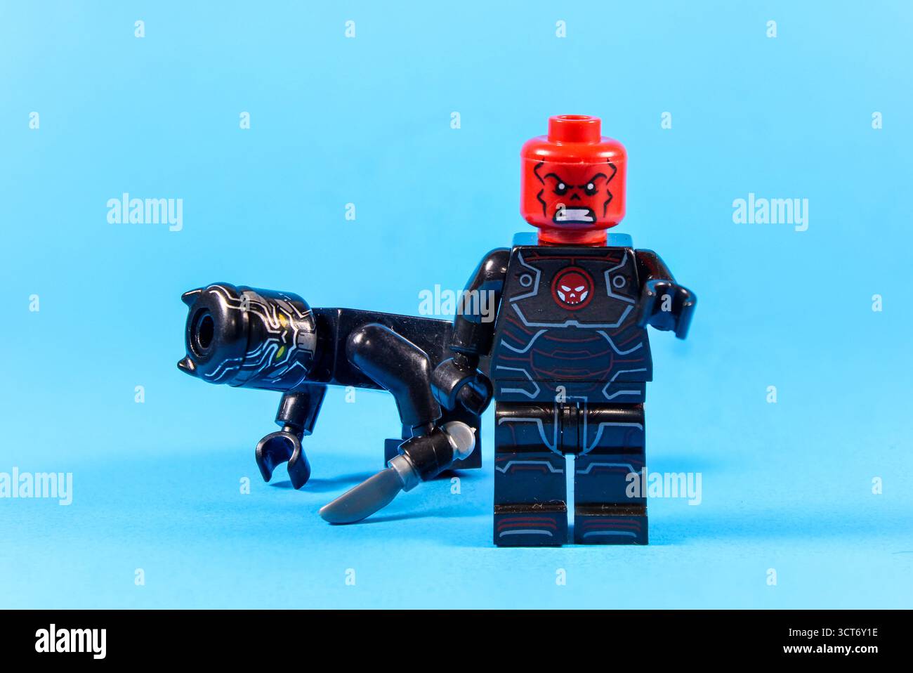LEGO Black Panther si nasconde dietro Red Skull Foto Stock