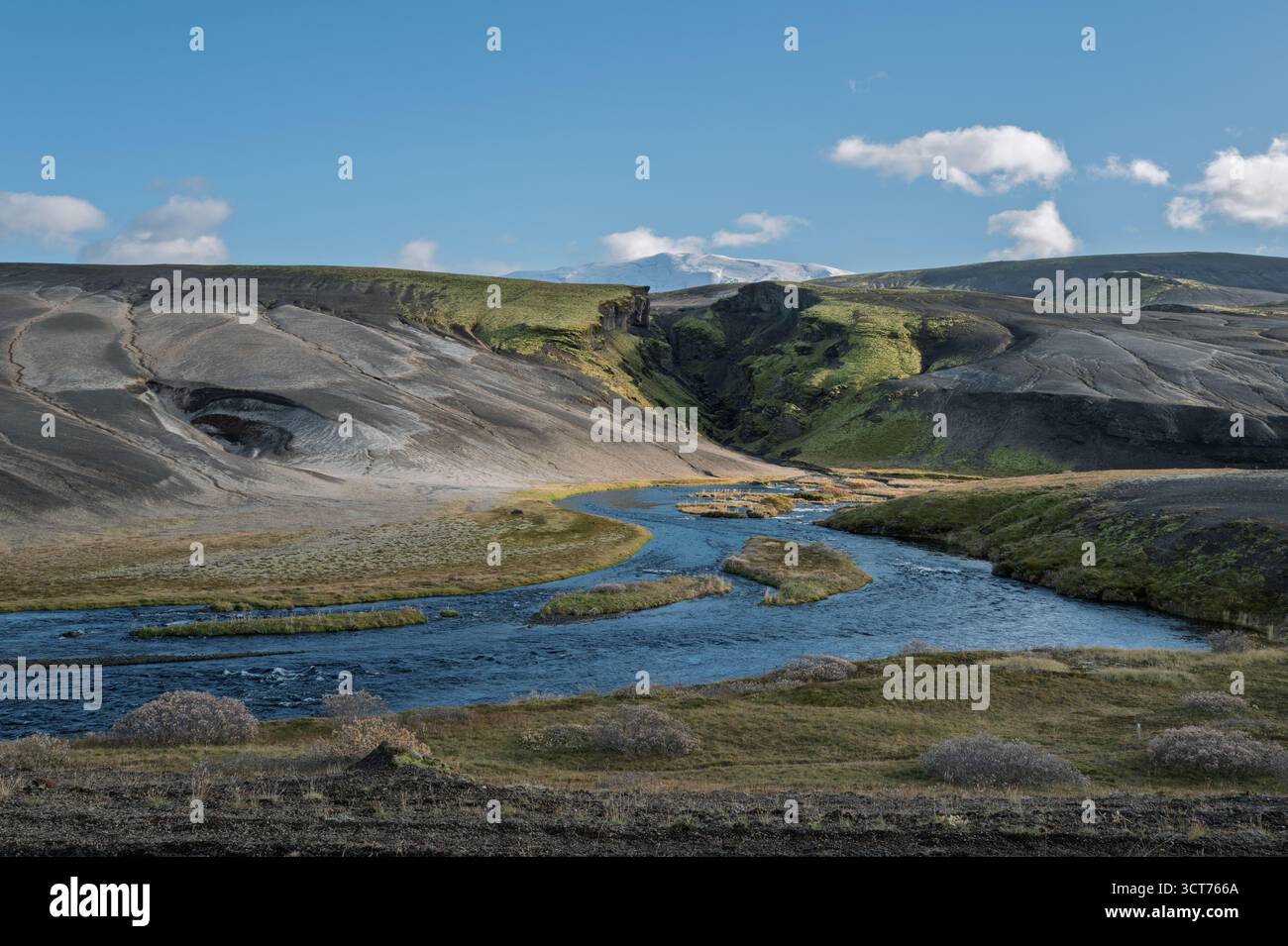 Vulcano Hekla, stratovulcano attivo sopra Þjórsárdalur, famoso nell'Europa medievale come la "porta dell'Inferno", Islanda meridionale Foto Stock