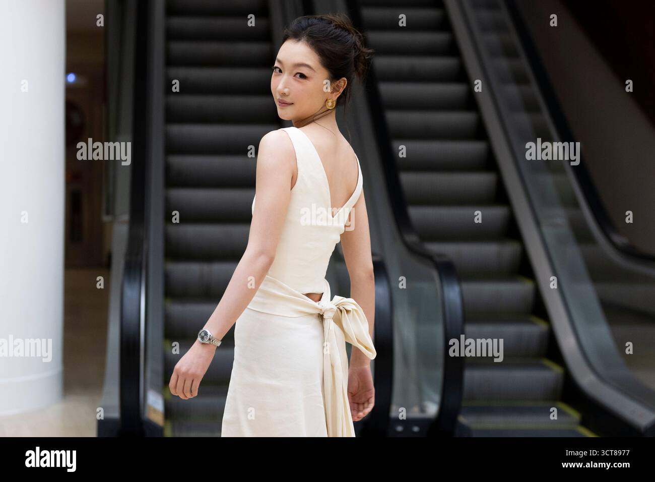 Zhou Dong-yu partecipa alla "China Film Night: Shanghai International Film Festival Reception" durante il 73° Festival Internazionale del Cinema di San Sebastian al Palazzo Kursaal. Foto Stock