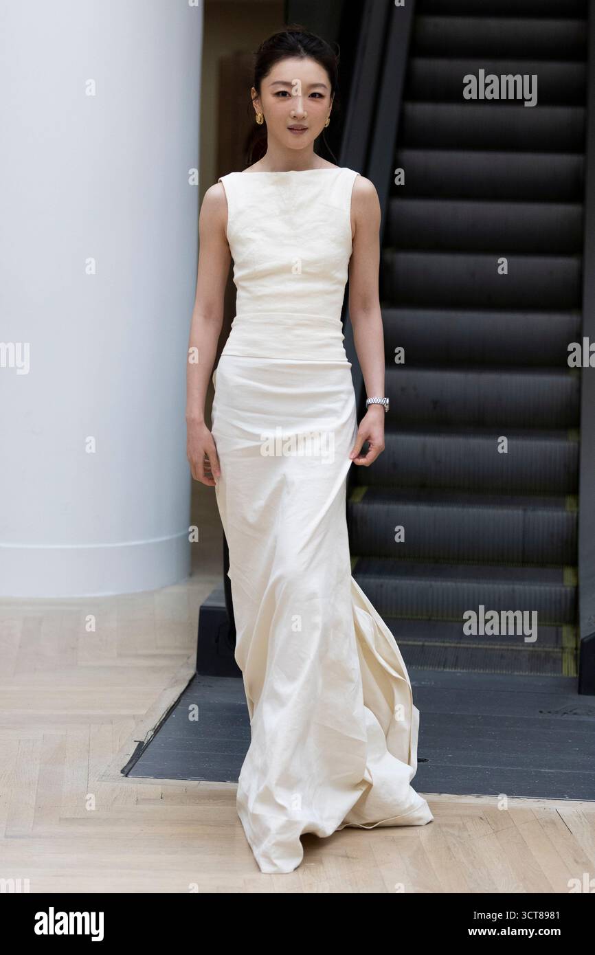 Zhou Dong-yu partecipa alla "China Film Night: Shanghai International Film Festival Reception" durante il 73° Festival Internazionale del Cinema di San Sebastian al Palazzo Kursaal. Foto Stock