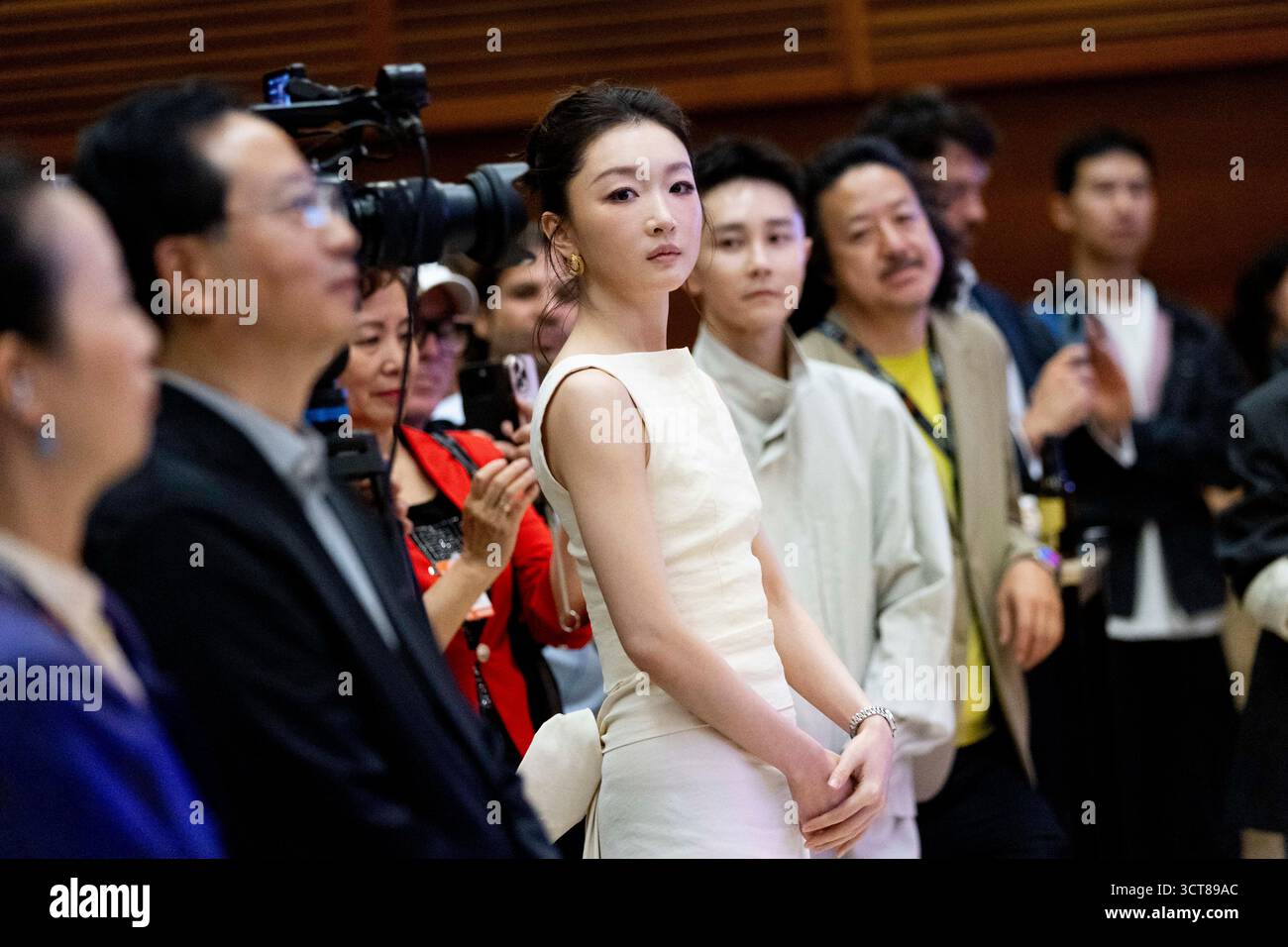 Zhou Dong-yu partecipa alla "China Film Night: Shanghai International Film Festival Reception" durante il 73° Festival Internazionale del Cinema di San Sebastian al Palazzo Kursaal. Foto Stock