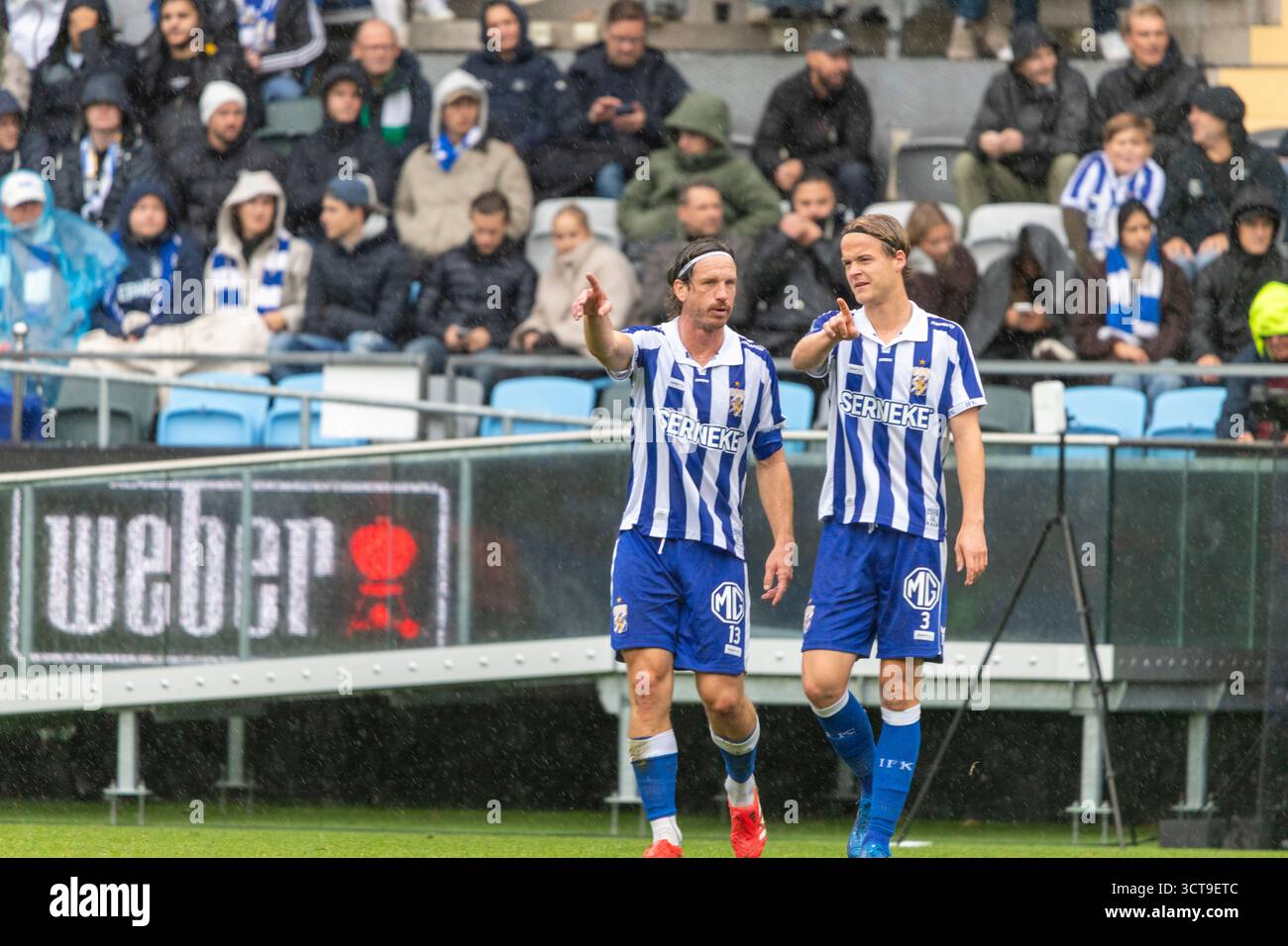 Gothenburg, Svezia. 5 ottobre 2025. Momento nella prima metà del match tra IFK Gothenburg e Hammarby IF in Allsvenskan a Gamla Ullevi. Crediti: Per Ljung/Alamy Live News Foto Stock
