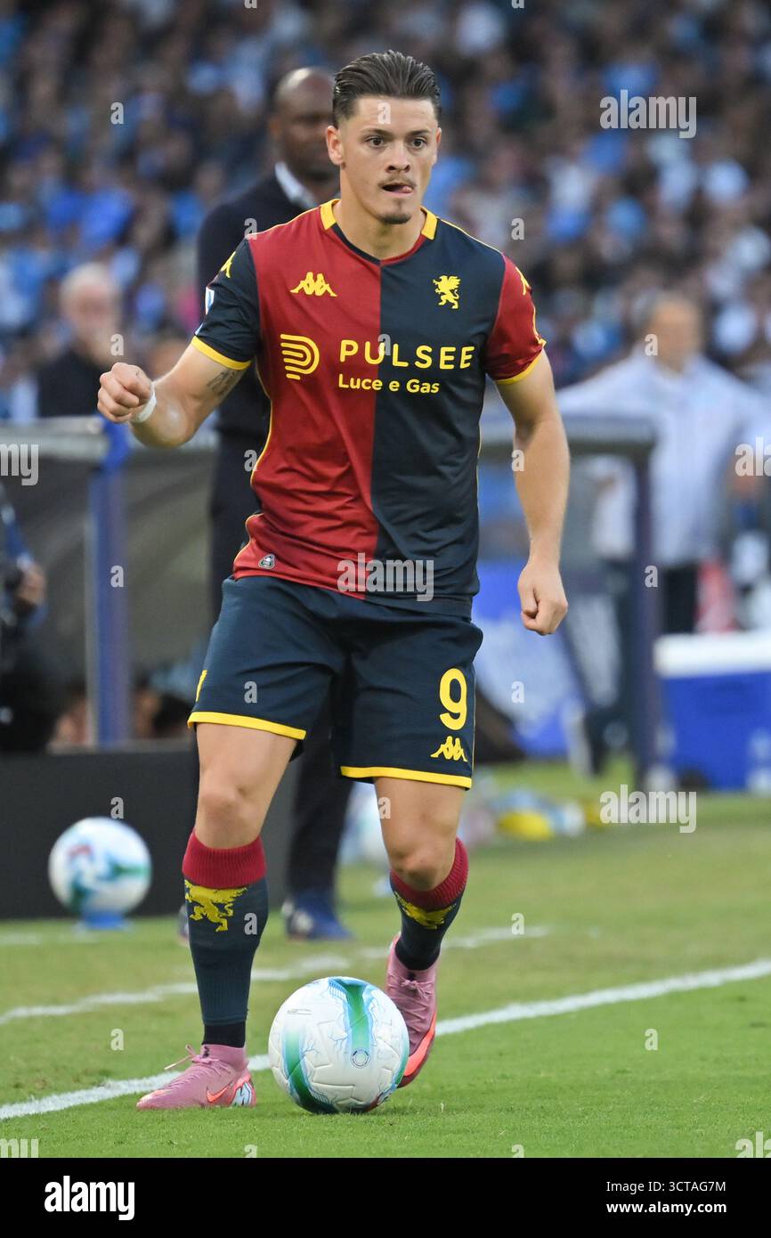 Napoli, Campania. 5 ottobre 2025. Vitinha di Genova durante la serie A Enilive match tra Napoli e Genova allo stadio Diego Armando Maradona crediti: massimo insabato/Alamy Live News Foto Stock