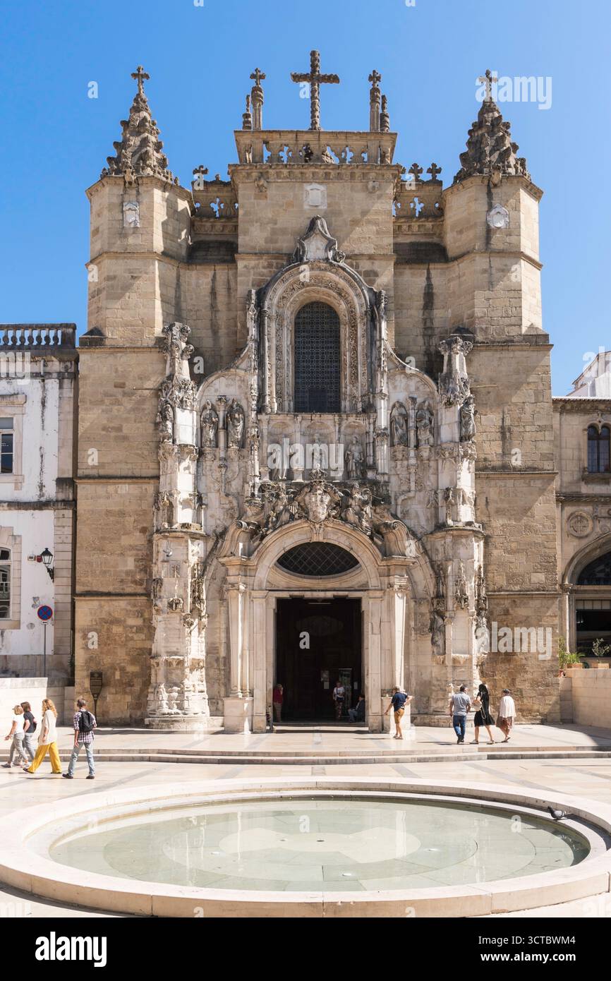 Ingresso al monastero di Santa Cruz a Coimbra, Portogallo Foto Stock