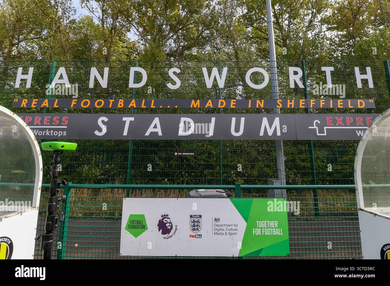 Sheffield, Regno Unito. 5 ottobre 2025. Express Work Tops Stadium, Olivers Mount, Sheffield in palio per l'Adobe WFA Cup Handsworth WFC vs Northampton Town Women Fixture crediti: Clive Stapleton/Alamy Live News Foto Stock