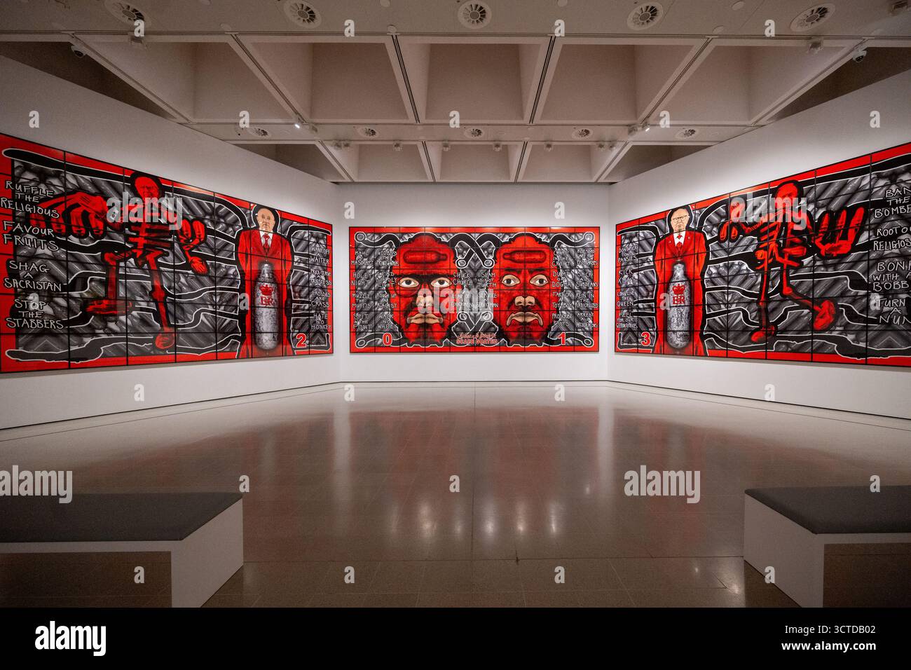 Londra, Regno Unito, 6 ottobre 2025, Gilbert & George 21st Century Pictures apre alla Hayward Gallery il 7 ottobre e rimane in funzione fino all'11 gennaio 2026. Scopri le foto degli ultimi 25 anni con immagini vivaci su larga scala che centrano l'esperienza umana e riflettono il loro motto, "Art for All", Andrew Lalchan Photography/Alamy Live News Foto Stock