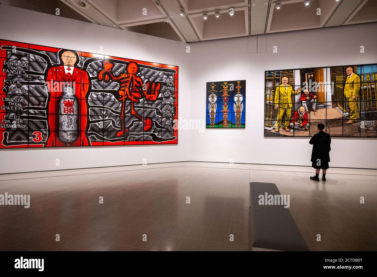 Londra, Regno Unito, 6 ottobre 2025, Gilbert & George 21st Century Pictures apre alla Hayward Gallery il 7 ottobre e rimane in funzione fino all'11 gennaio 2026. Scopri le foto degli ultimi 25 anni con immagini vivaci su larga scala che centrano l'esperienza umana e riflettono il loro motto, "Art for All", Andrew Lalchan Photography/Alamy Live News Foto Stock
