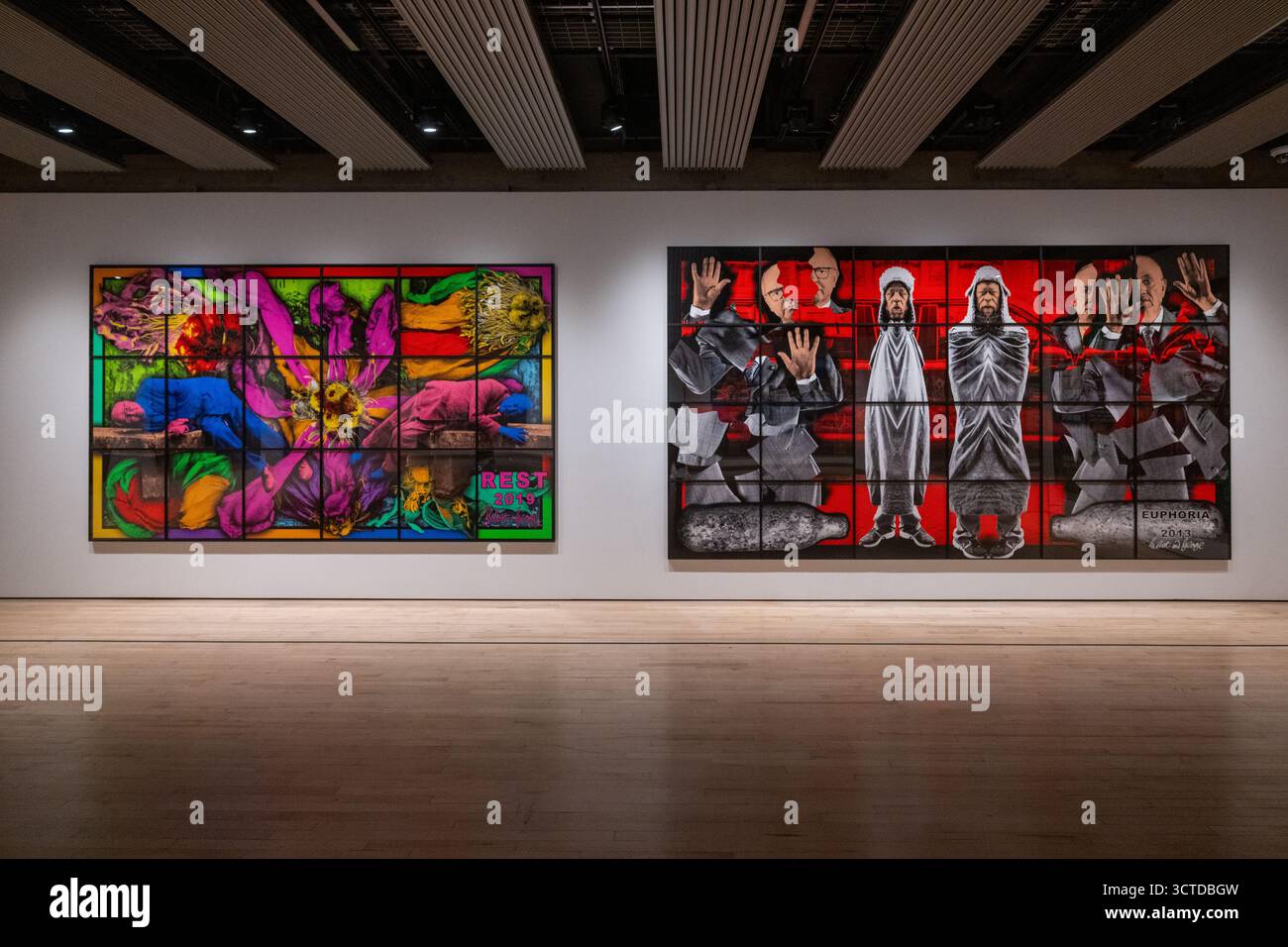 Londra, Regno Unito, 6 ottobre 2025, Gilbert & George 21st Century Pictures apre alla Hayward Gallery il 7 ottobre e rimane in funzione fino all'11 gennaio 2026. Scopri le foto degli ultimi 25 anni con immagini vivaci su larga scala che centrano l'esperienza umana e riflettono il loro motto, "Art for All", Andrew Lalchan Photography/Alamy Live News Foto Stock