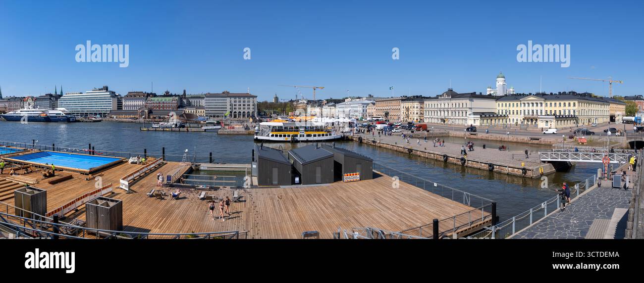 Panorama della città di Helsinki in Finlandia. Skyline con il porto di Helsinki (Helsingin Satama). Foto Stock