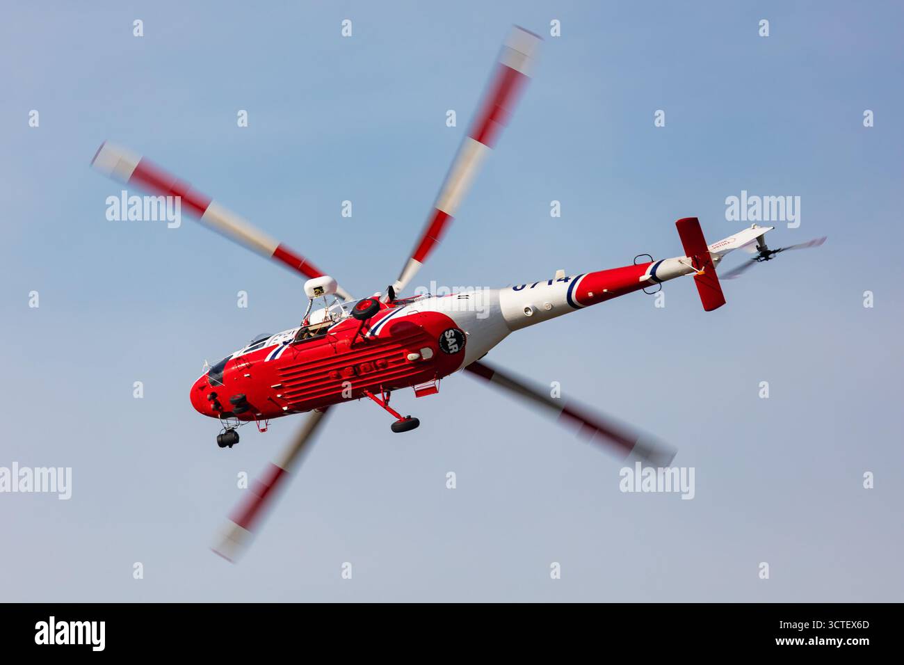 Radom, Polonia - 28 agosto 2025: Elicottero da trasporto dell'aeronautica ceca W-3A Sokol. Ricerca e soccorso SAR. Aviazione militare. Mobilità aerea. Foto Stock