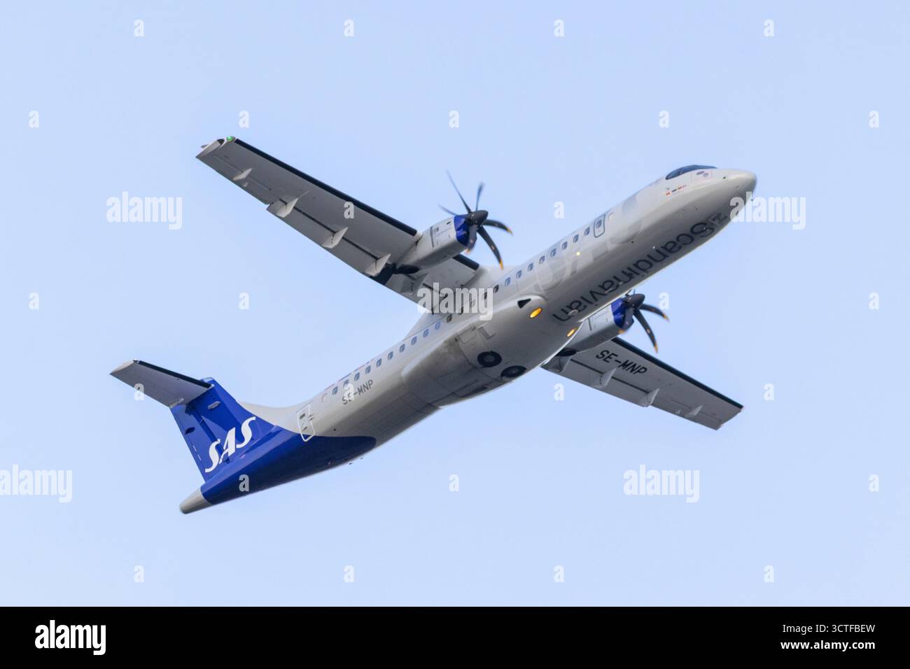 UN AEREO SAS ATR 72 Foto Stock