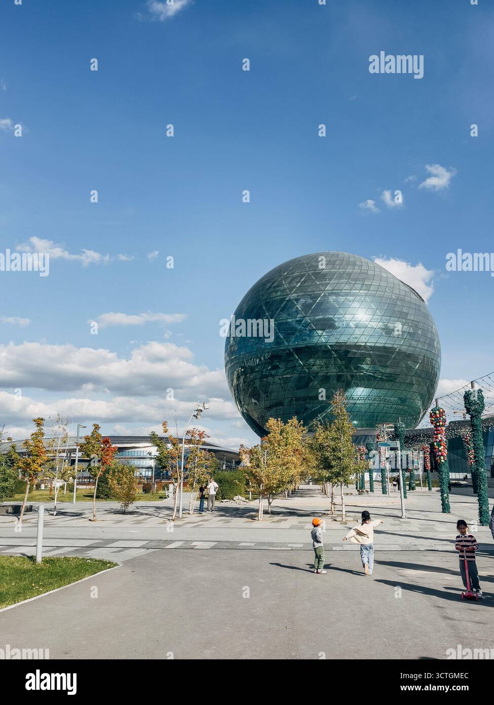 21 settembre 2025, Astana, Repubblica del Kazakistan: Centro internazionale per l'intelligenza artificiale Foto Stock