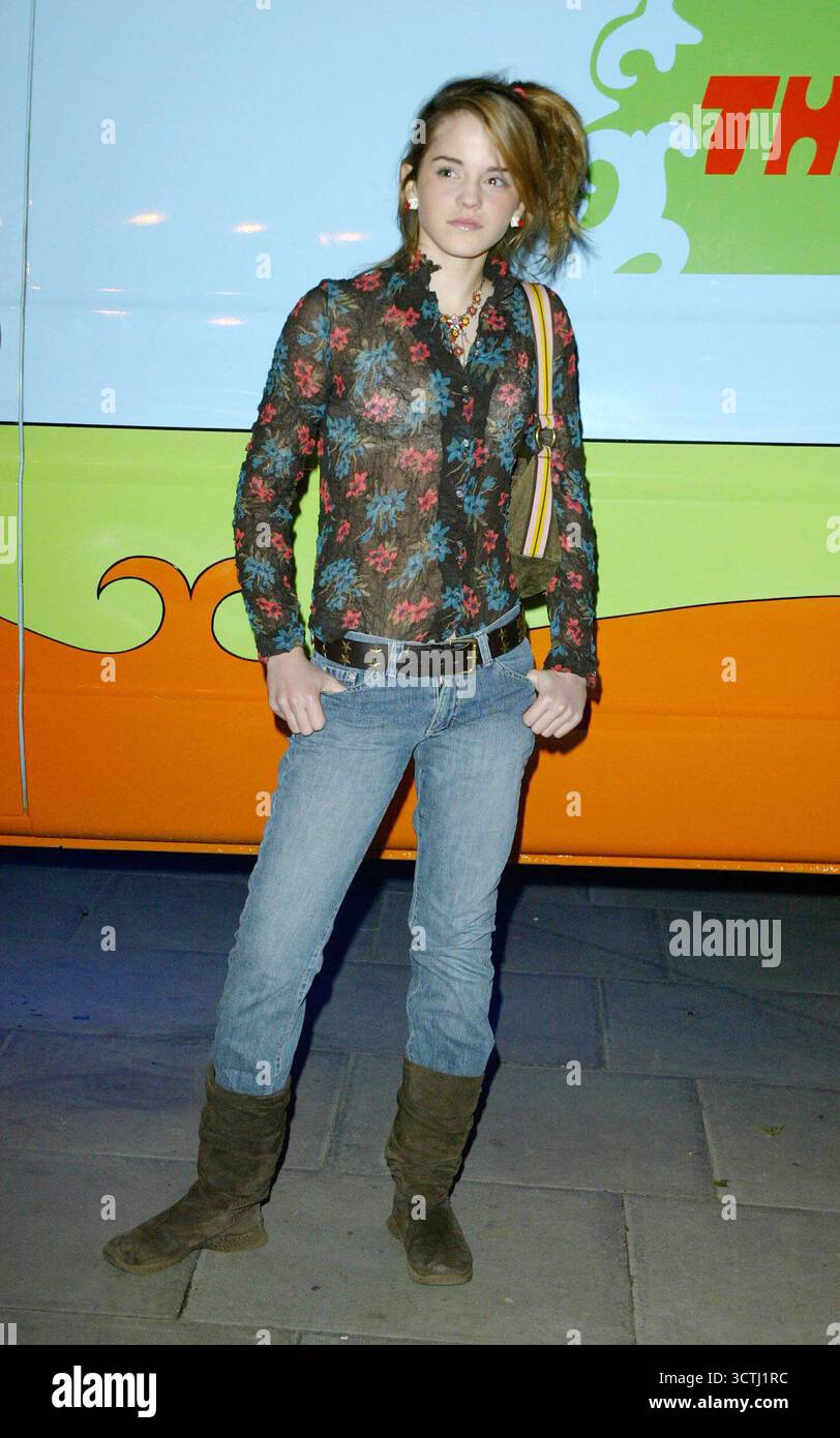 Emma Watson alla prima inglese di Scooby Doo 2 : Monsters Unleashed. Vue Cinema in Islington, Londra, 26 marzo 2004 Foto Stock