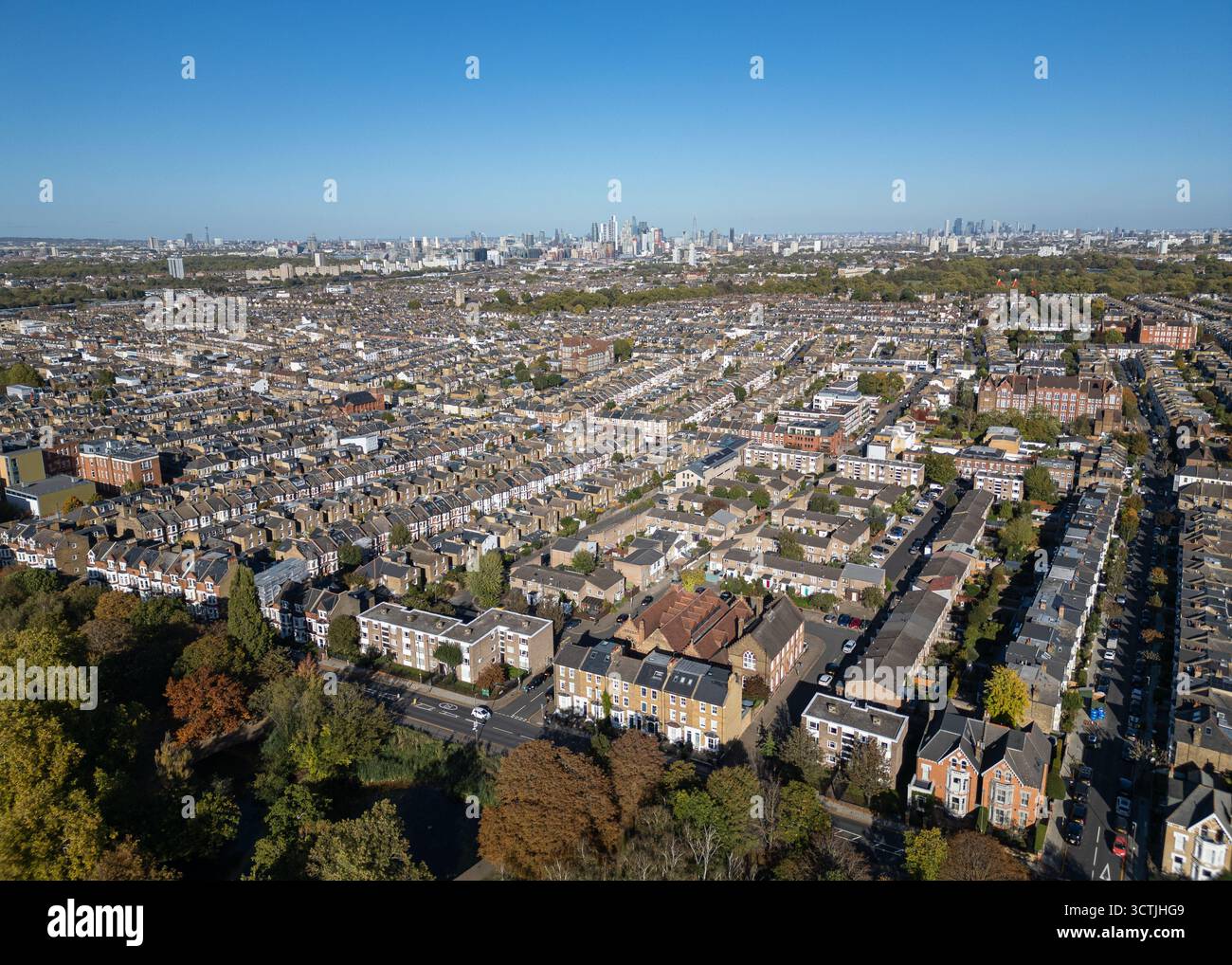 Foto aerea del tracciato stradale di Battersea e dell'area di Northcote, Londra, SW11. Foto Stock