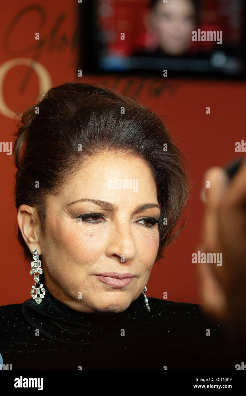Madrid, Spagna. 7 ottobre 2025. Gloria Estefan partecipa ai Vanity Fair Awards a la Borda del Mentidero, Madrid. Credito: SOPA Images Limited/Alamy Live News Foto Stock