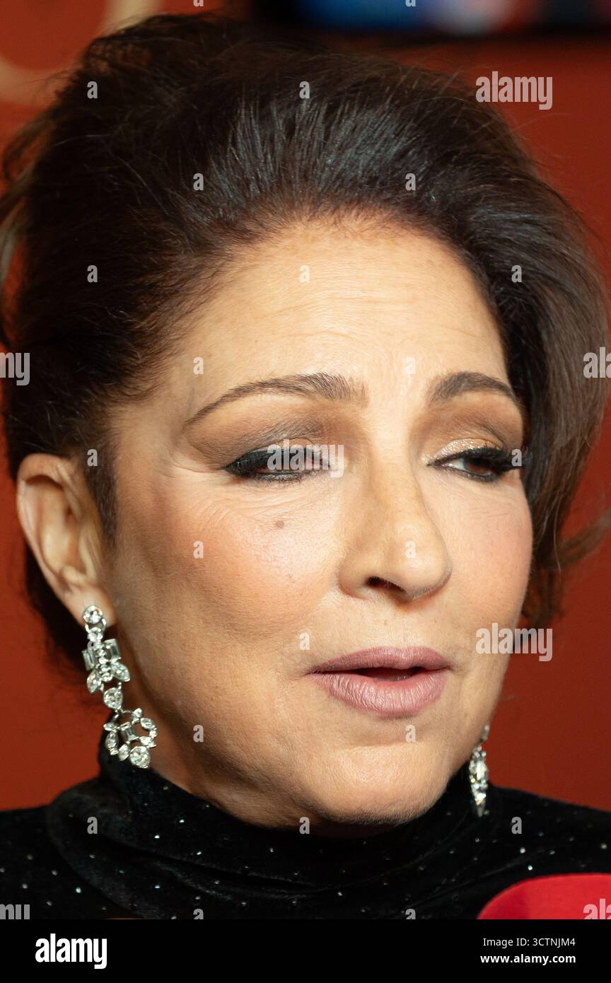 Madrid, Spagna. 7 ottobre 2025. Gloria Estefan partecipa ai Vanity Fair Awards a la Borda del Mentidero, Madrid. Credito: SOPA Images Limited/Alamy Live News Foto Stock