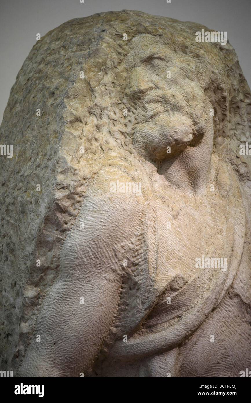 Firenze. Italia. Scultura incompiuta di San Matteo / Matteo Apostolo (1505-1506), di Michelangelo Buonarroti. Galleria dell'Accademia. Galleria Foto Stock