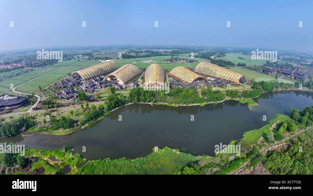 Fotografia aerea del China Tianfu Agricultural Expo Park nel distretto di Xinjin, città di Chengdu, provincia di Sichuan Foto Stock