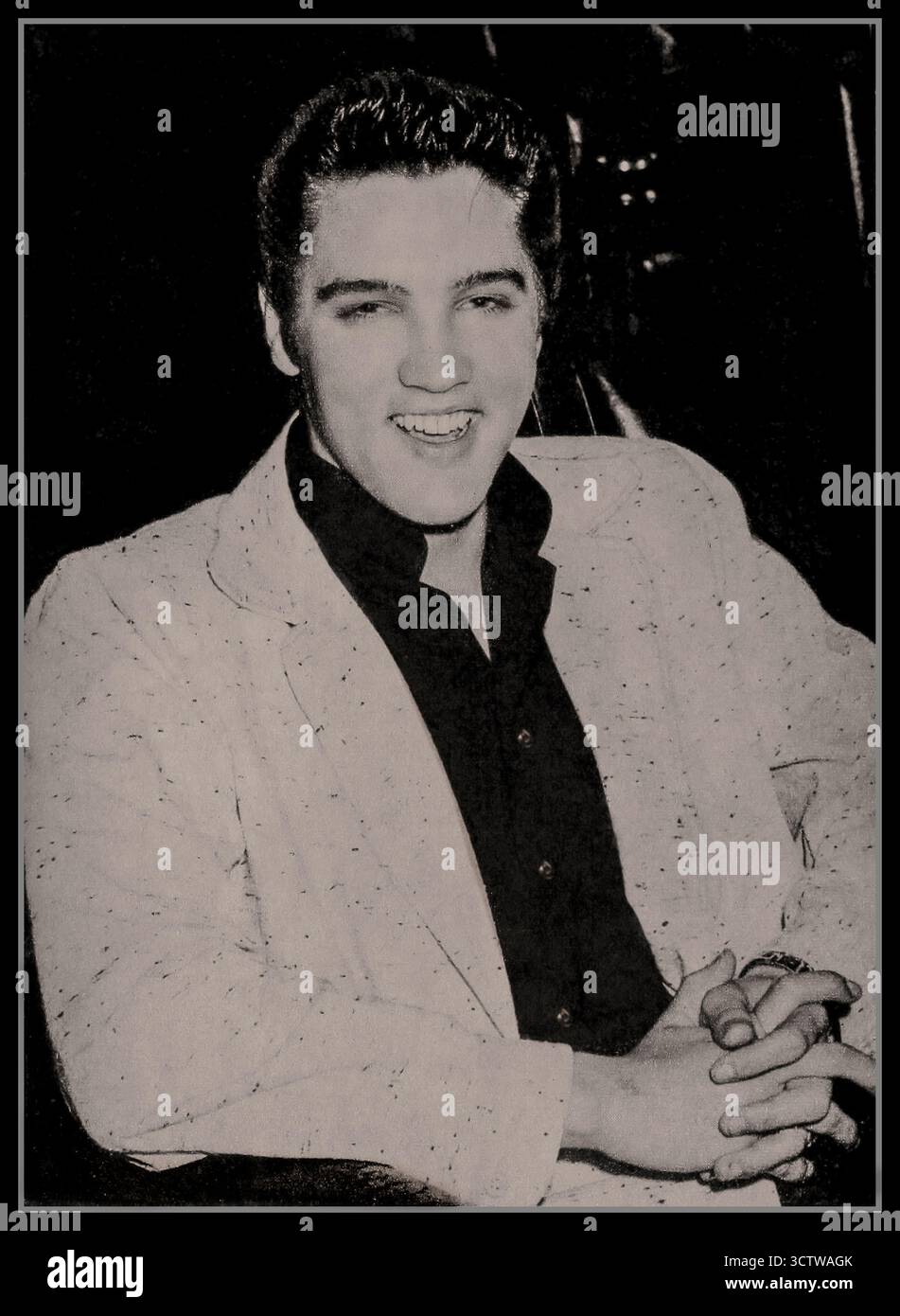 Elvis Presley (il re) stampa foto flash in stile paparazzi per TV radio Mirror 1956 Foto Stock