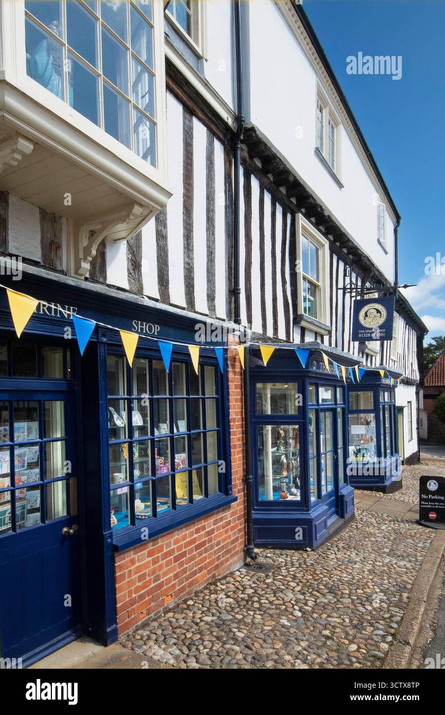 The Shrine Shop, Common Place, Little Walsingham, Norfolk, Inghilterra Regno Unito Foto Stock