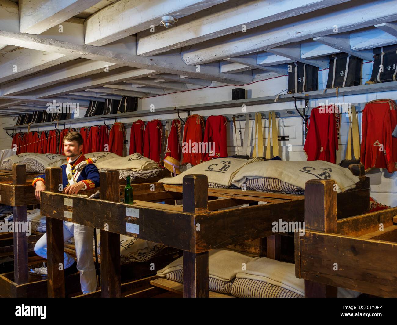 Fort George, The Blockhouse One - giubbotti di fanteria e letti a castello, Fort George, Niagara-on-the-Lake, Ontario, Canada Foto Stock