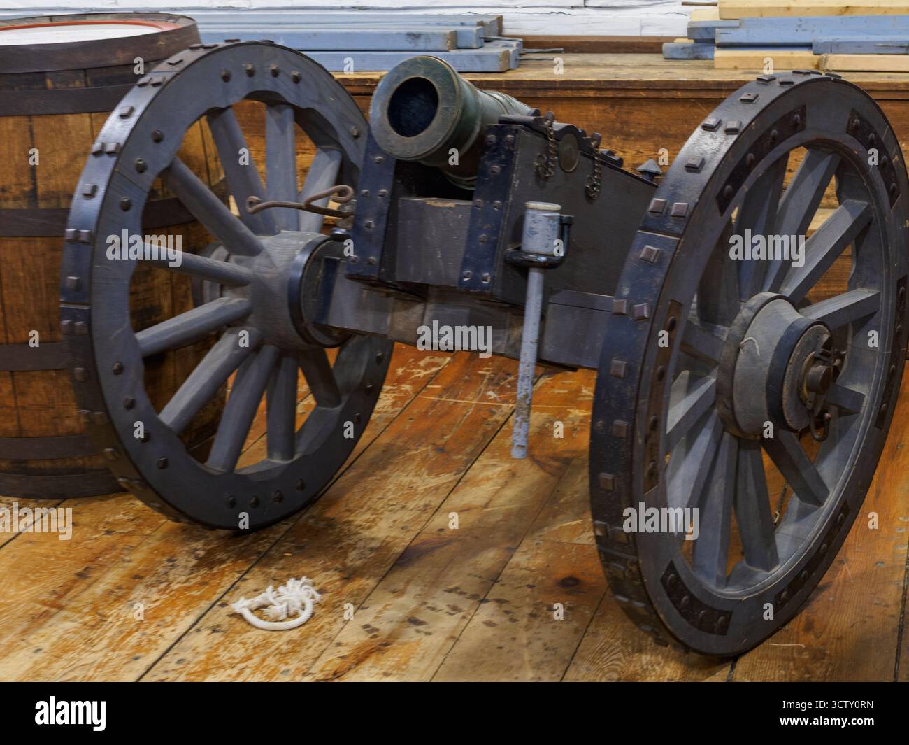 Fort George, The Blockhouse - un canonico, Fort George, Niagara-on-the-Lake, Ontario, Canada Foto Stock
