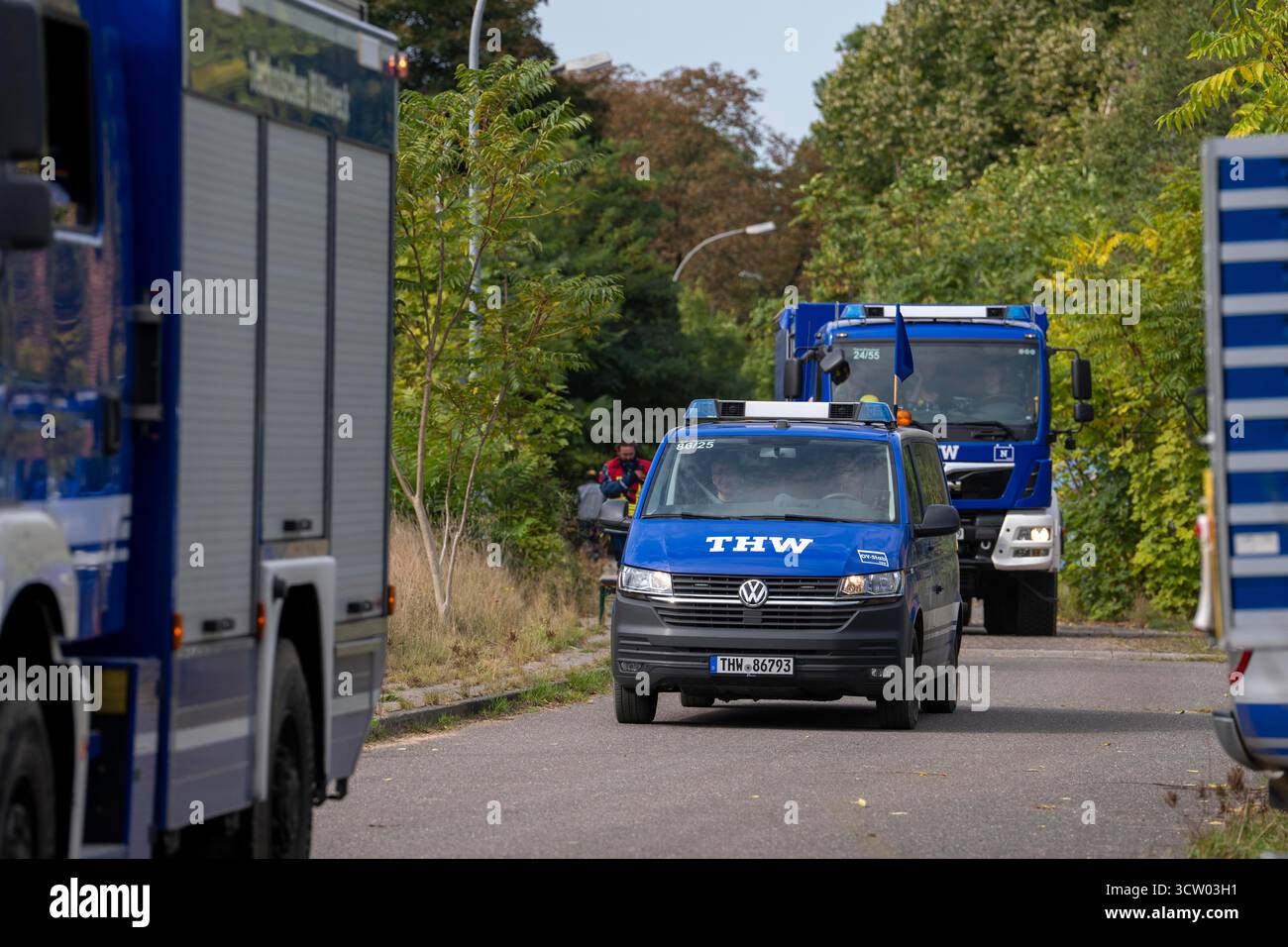 Esercitazione su larga scala, FÜLEX25, di THW, Technisches Hilfswerk (Agenzia federale per il soccorso tecnico), associazione regionale Renania settentrionale-Vestfalia, over Foto Stock