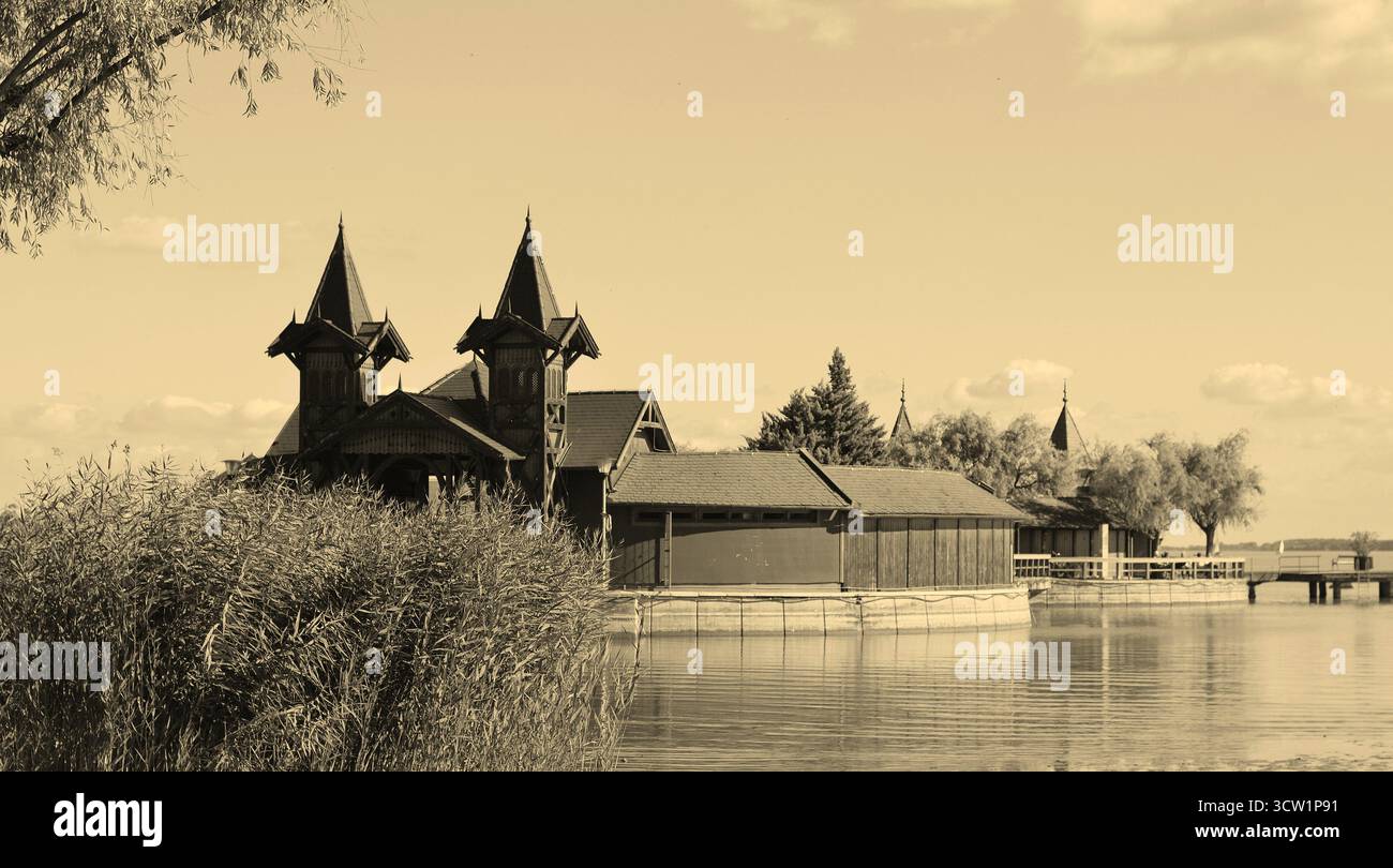 Molo di Keszthely a Sepia Tone, Ungheria Foto Stock