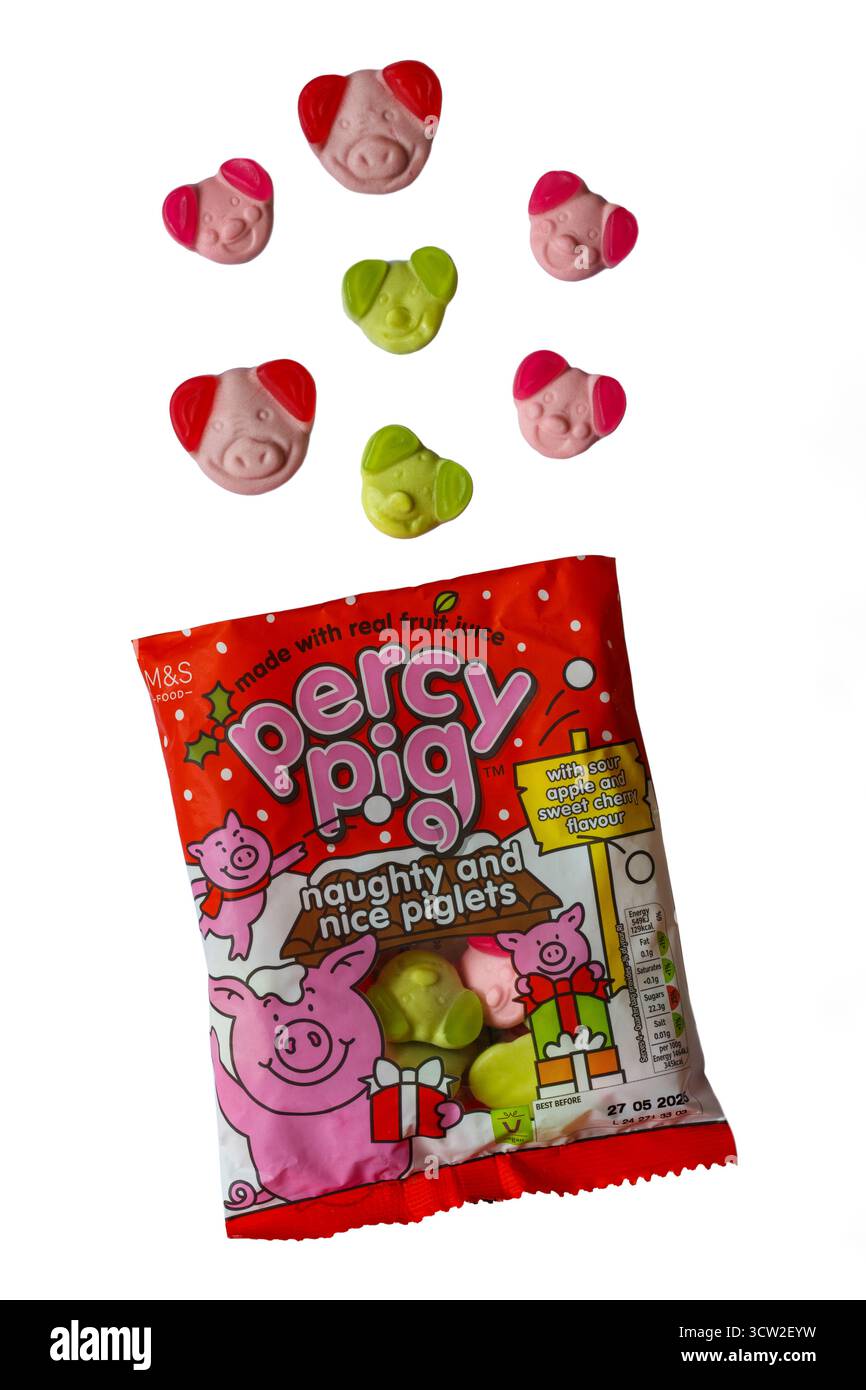 Sacchetto di M&S Percy Pig cattivo e simpatici maialini dolci fatti con vero succo di frutta isolato su sfondo bianco - dolci Percy Pig Foto Stock Sacchetto di M&S Percy Pig cattivo e simpatici maialini dolci fatti con vero succo di frutta isolato su sfondo bianco - dolci Percy Pig Foto Stock
