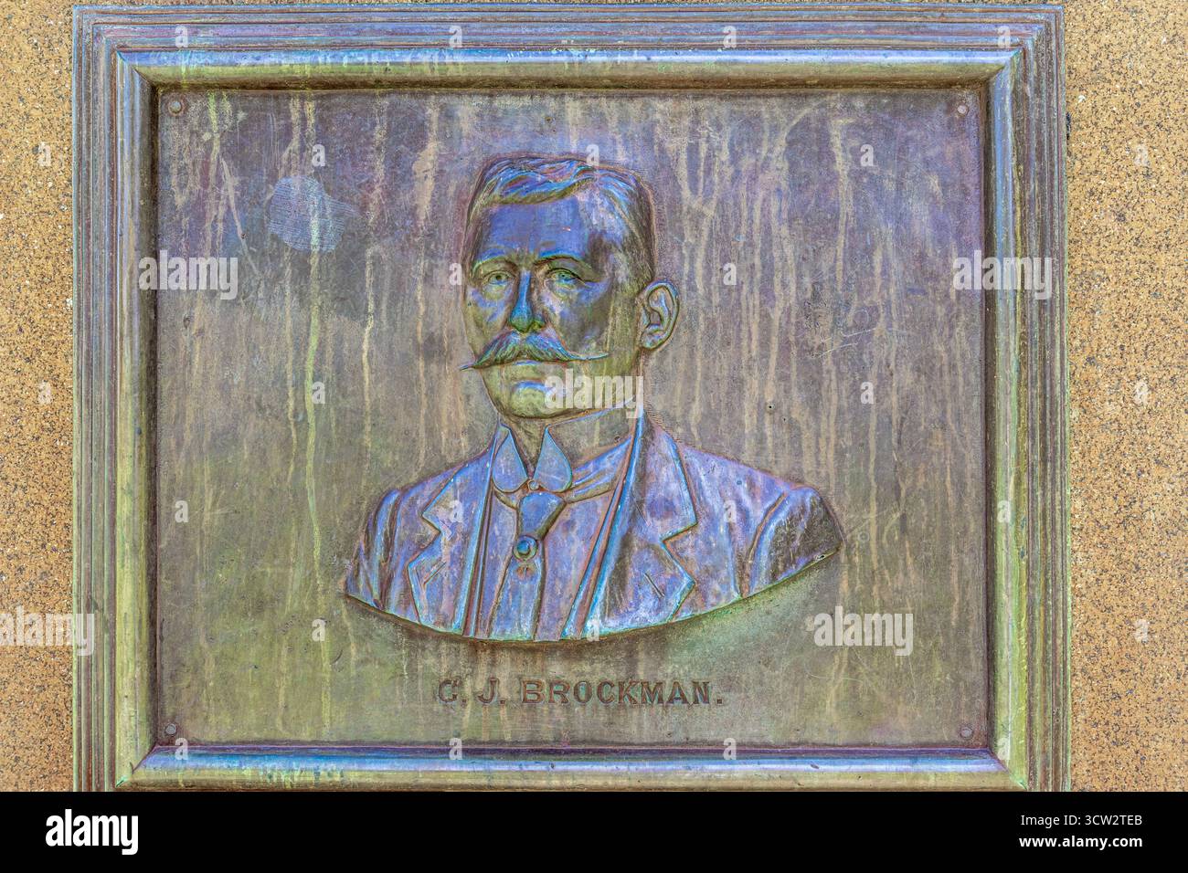 Pannello raffigurante George Julius Brockman sul Maitland Brown Memorial (Explorers Monument) nell'Esplanade Park, Fremantle 6160 (Walyalup) vicino a Perth, Washington Foto Stock