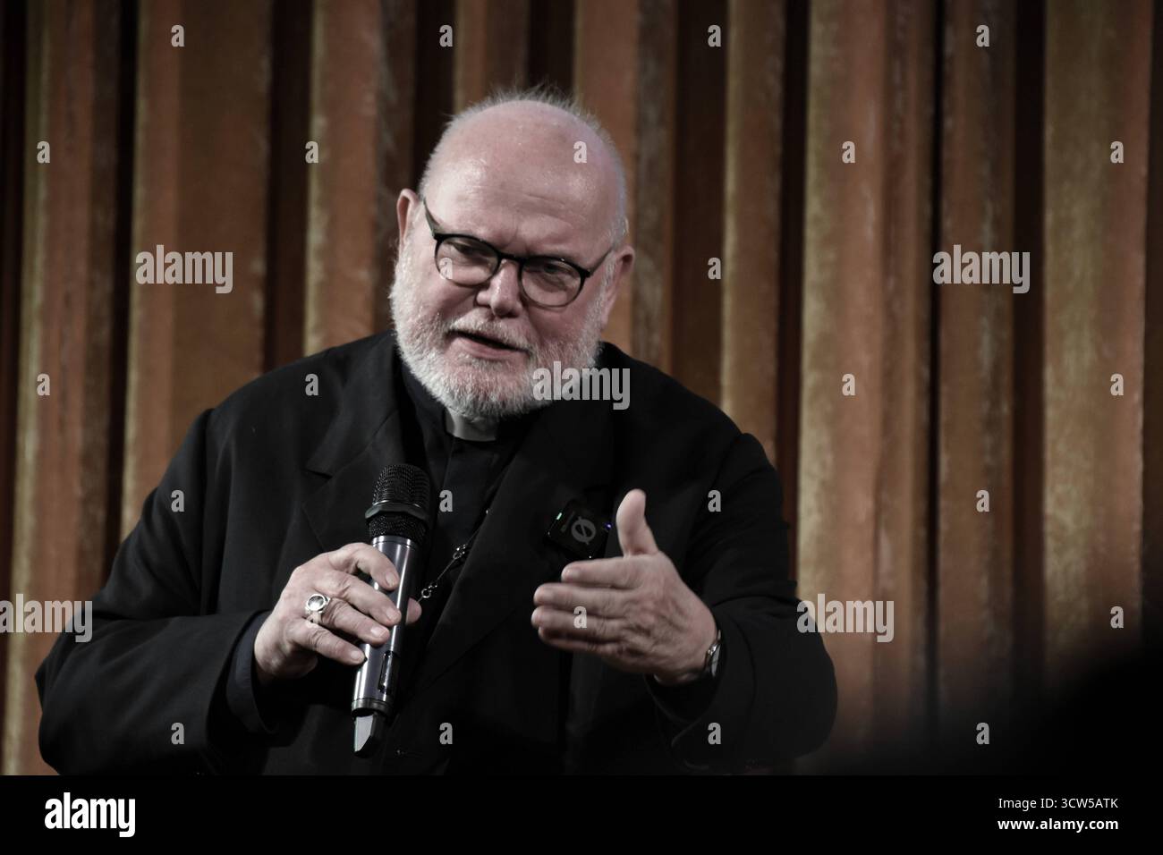 Reinhard Marx Kardinal Muenchen Freising Muenchen 09,10 2025 Kuenstlerhaus Deutsche Bischofskonferenz Katholischen Medienpreis. Verleihung 2025 Monaco di Baviera *** Reinhard Marx Cardinale Monaco di Baviera Freising Monaco di Baviera 09 10 2025 Kuenstlerhaus Conferenza Episcopale tedesca cerimonia di premiazione dei media cattolici 2025 Monaco di Baviera Foto Stock