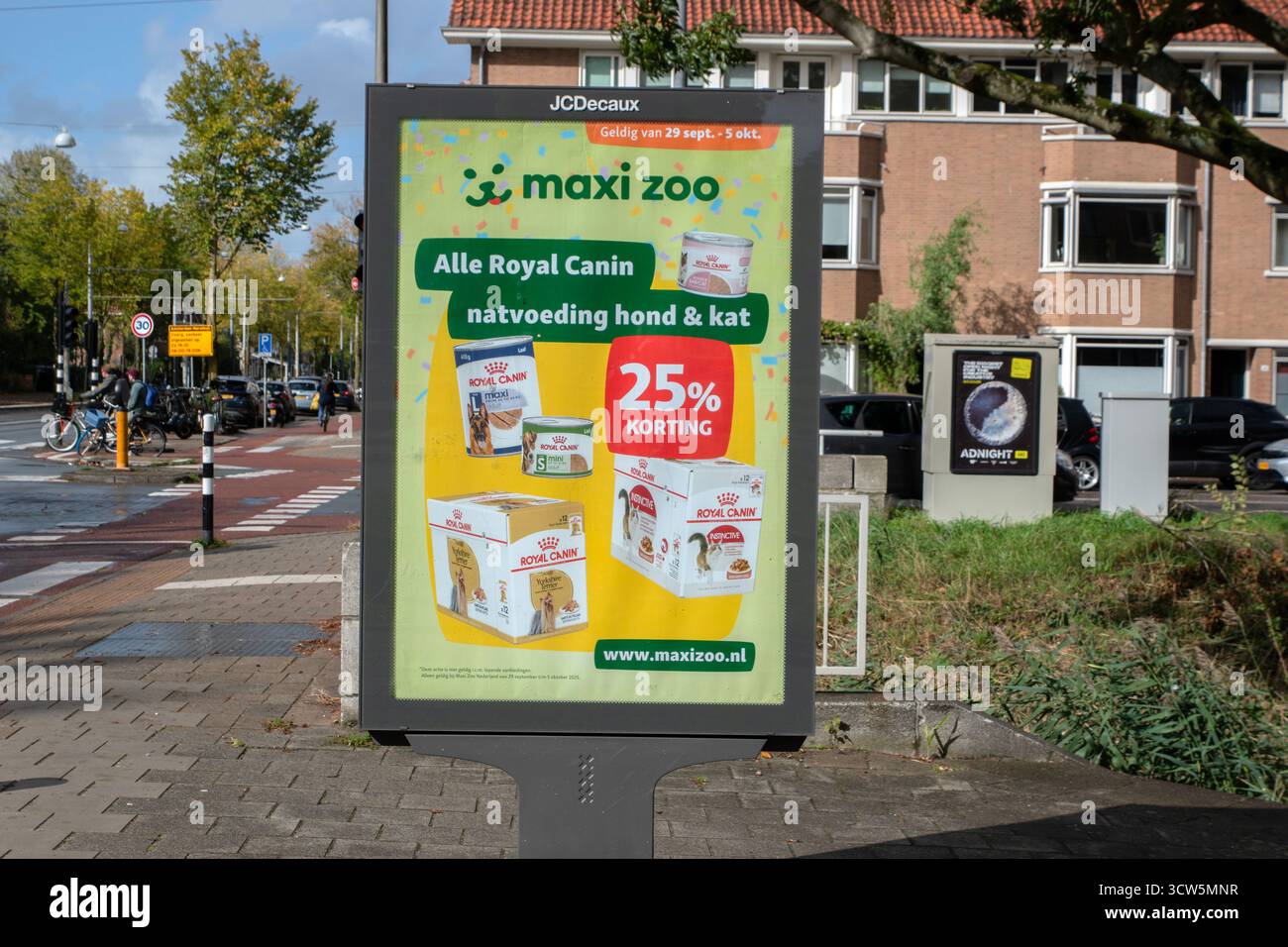 Billboard Maxi Zoo Animal Food ad Amsterdam, Paesi Bassi 4-10-2025 Foto Stock