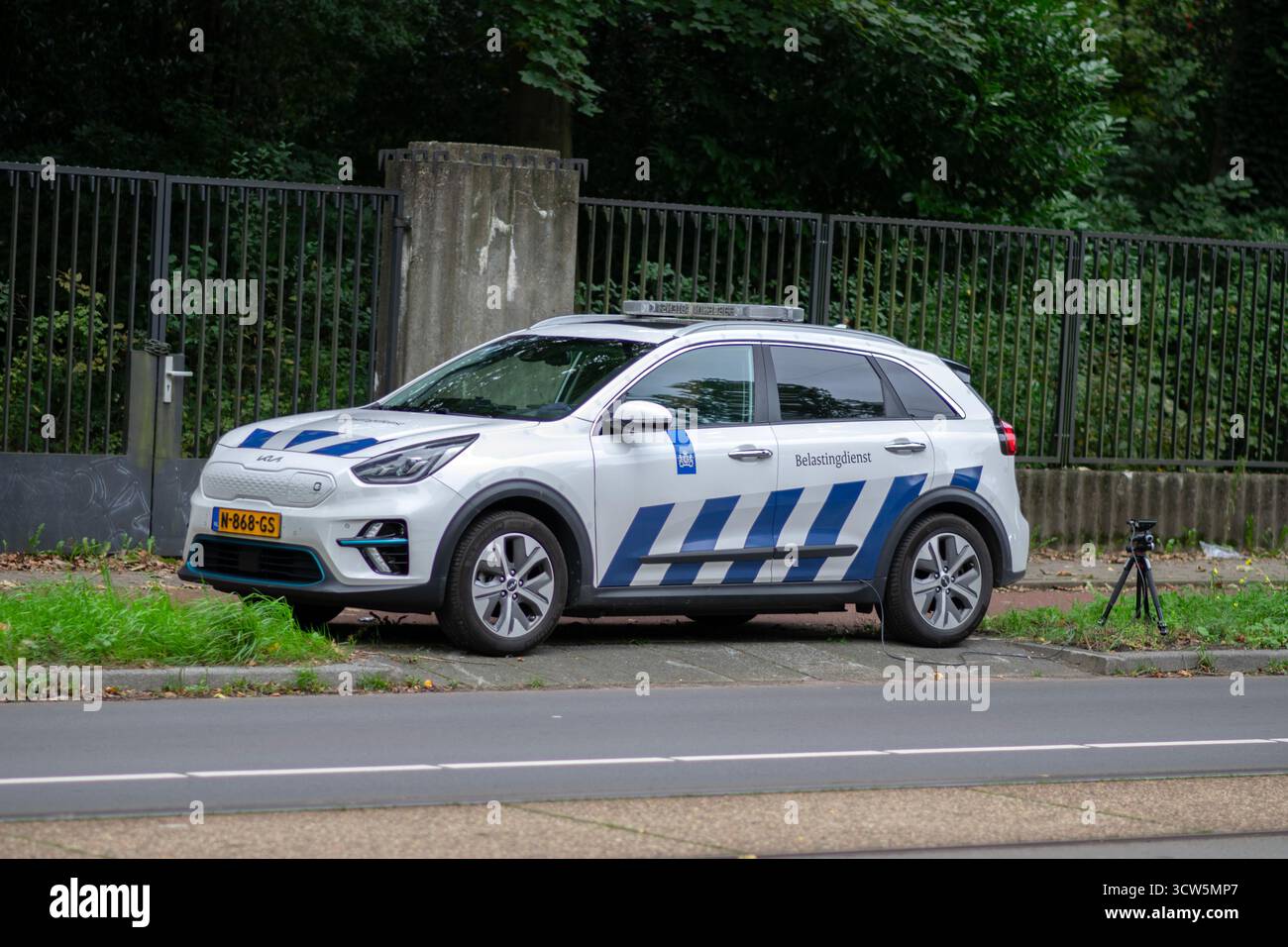 Belastingdienst Company Car lungo la strada ad Amsterdam, Paesi Bassi 9-10-2025 Foto Stock