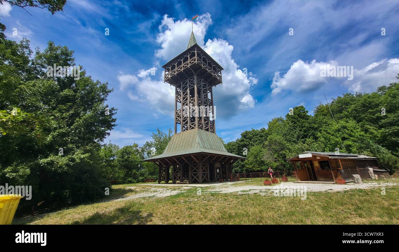 Torre Milleium di Szilvásvárad Ungheria durante l'estate del 2025 Foto Stock