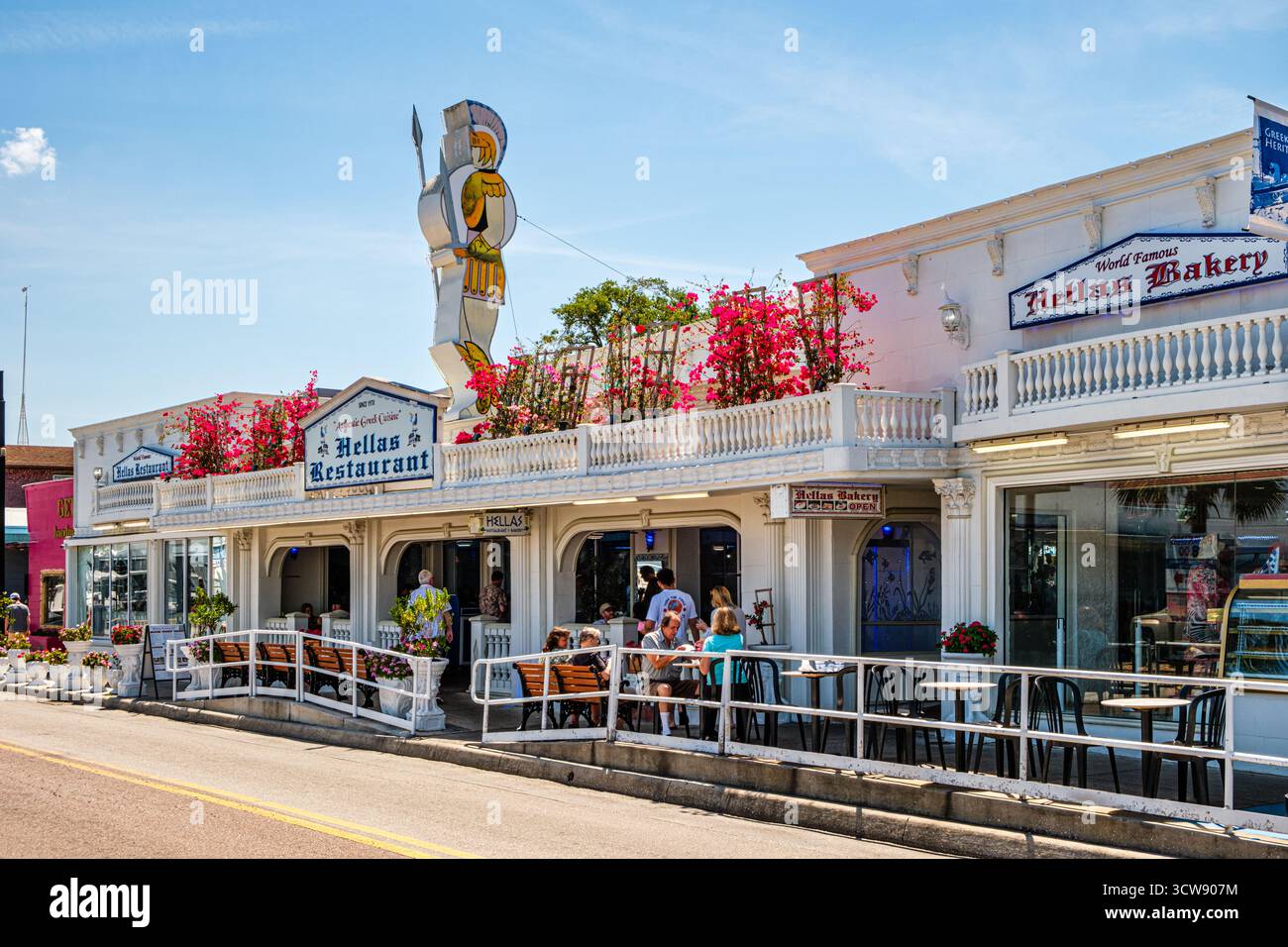 Hellas Restaurant and Bakery, Dodecanese Boulevard, Tarpon Springs, Florida Foto Stock