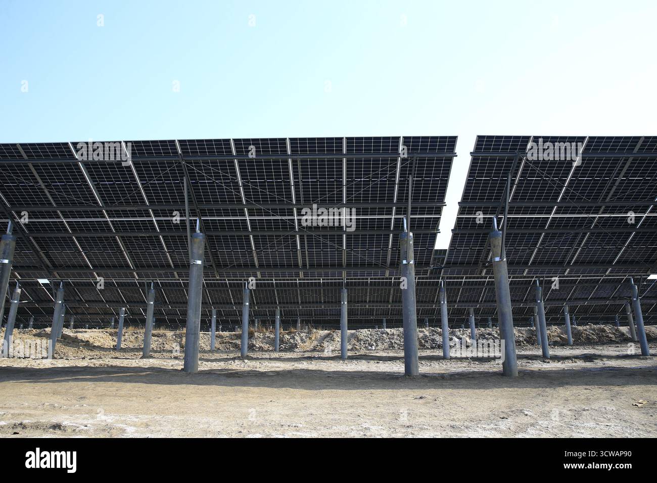 Pannelli fotovoltaici solari e sistemi di generazione di energia fotovoltaica，Energy Concept Foto Stock