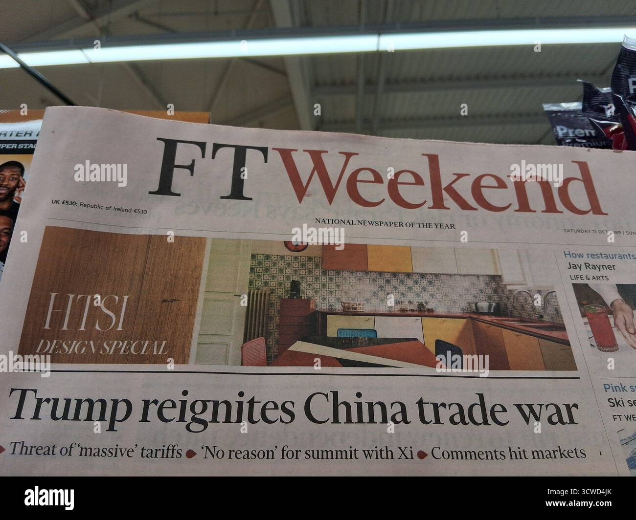 Il Financial Times (FT) porta con la decisione del presidente Trump di imporre dazi sulle importazioni cinesi Foto Stock