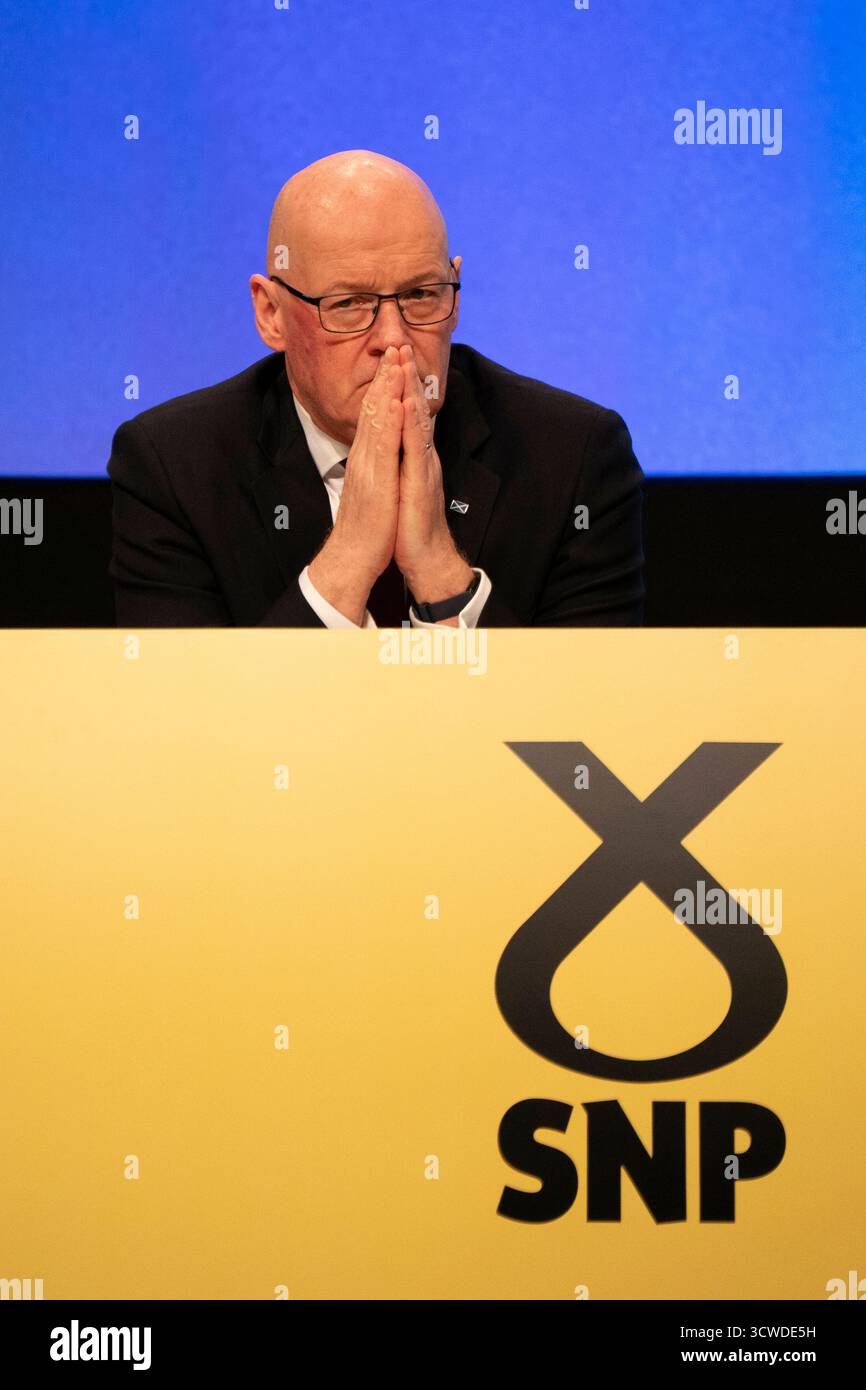 Aberdeen, Scozia, Regno Unito. 11 ottobre 2025. Primo giorno della Conferenza annuale SNP ad Aberdeen, Scozia. I delegati discutono la risoluzione 6 sul modo migliore per vincere l'indipendenza. La mozione è stata presentata da John Swinney e approvata. Fig.: John Swinney sembra penoso. Iain Masterton/Alamy Live News. Foto Stock