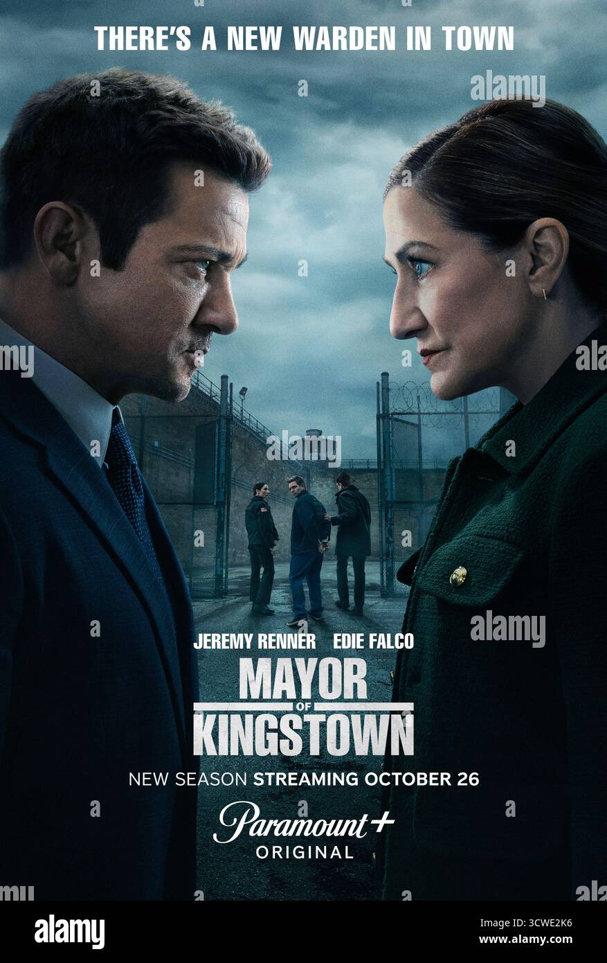 Sindaco di Kingstown (2021-) serie TV creata da Taylor Sheridan e Hugh Dillon e con protagonisti Jeremy Renner, Dianne Wiest e Hugh Dillon. La storia della famiglia McLusky che mediano tra bande, polizia e prigionieri in una città del Michigan dominata dall'industria carceraria. Poster pubblicitario 2025 SOLO per la quarta stagione EDITORIALE. Credito: BFA / Paramount+ Foto Stock