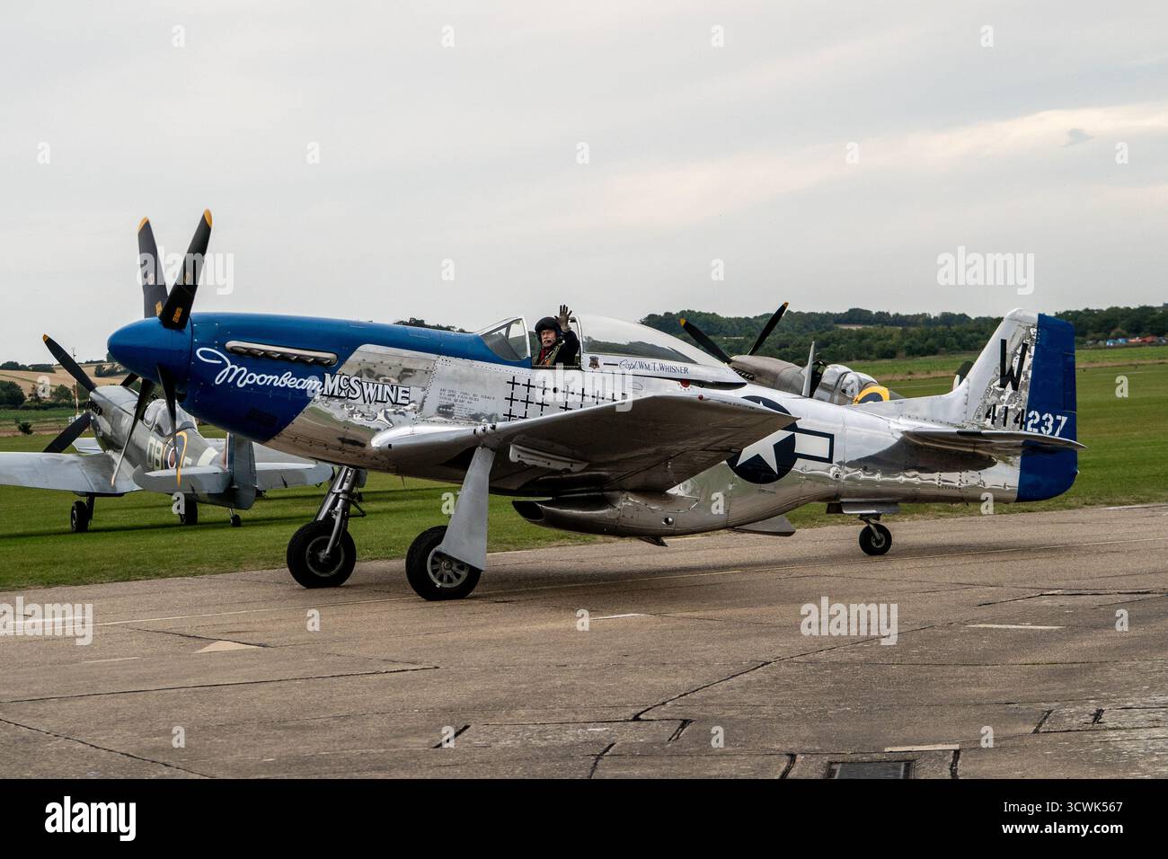 North American P-51 Mustang "Moonbeam McSwine", aereo da caccia all'aeroporto di Duxford Foto Stock
