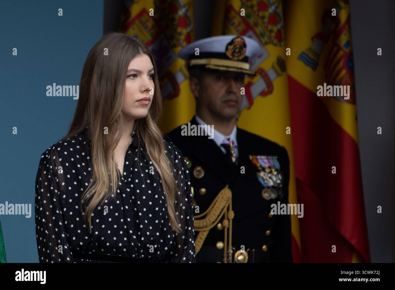 Madrid, Spagna. 12 ottobre 2025. L'Infanta Sofía de Borbón partecipa alla sfilata. Durante la parata delle forze Armate in giornata Nazionale guidata da re Felipe vi, la regina Letizia, le loro figlie Leonor de Borbón, Principessa delle Asturie e Infanta Sofía de Borbón. Credito: SOPA Images Limited/Alamy Live News Foto Stock