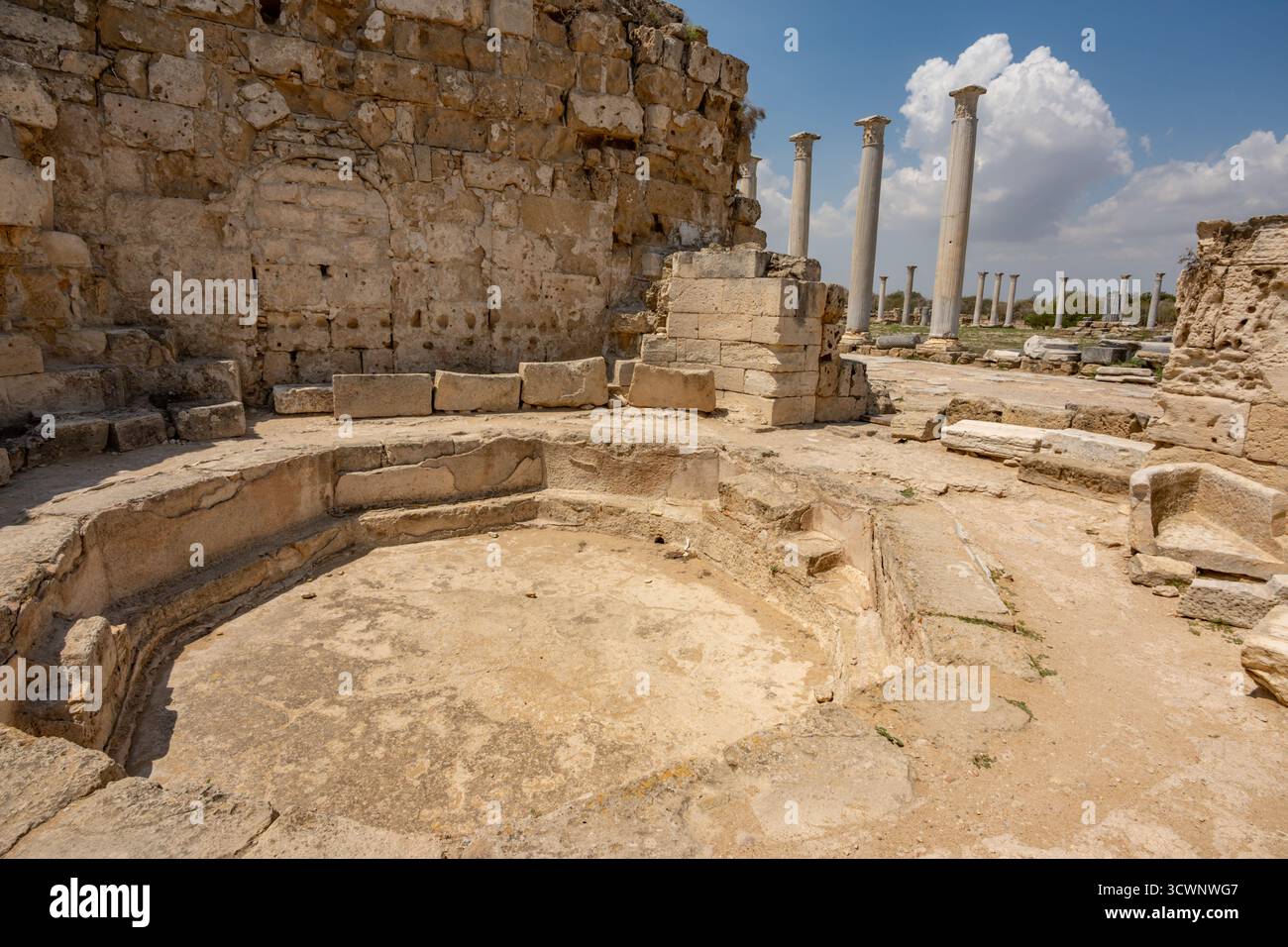 Le rovine romane della città di Salamina nella Cipro settentrionale controllata dai turchi Foto Stock