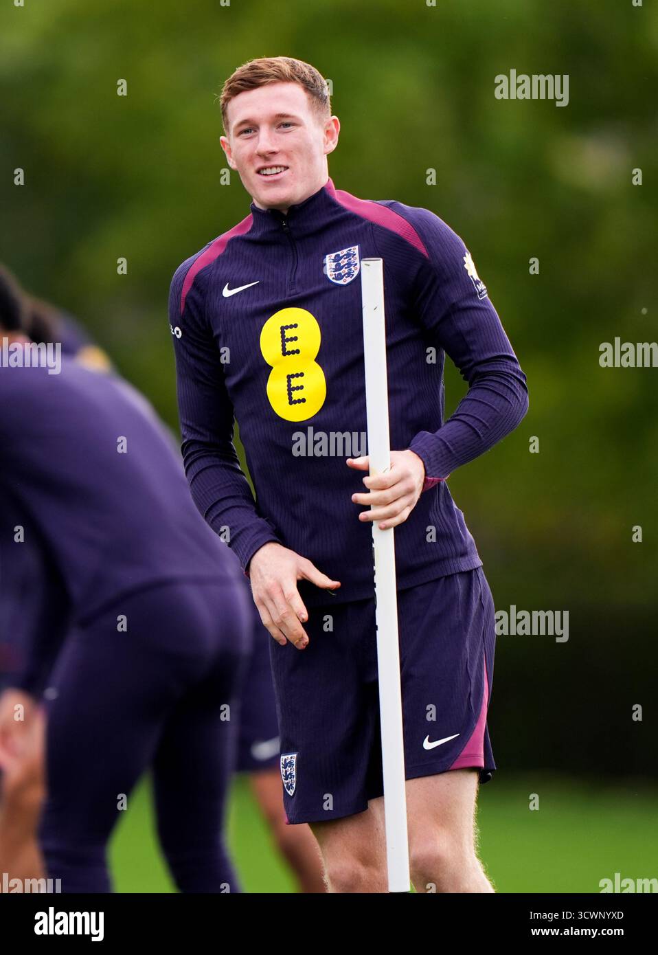 Elliot Anderson dell'Inghilterra durante una sessione di allenamento al Tottenham Hotspur, Enfield. Data foto: Lunedì 13 ottobre 2025. Foto Stock