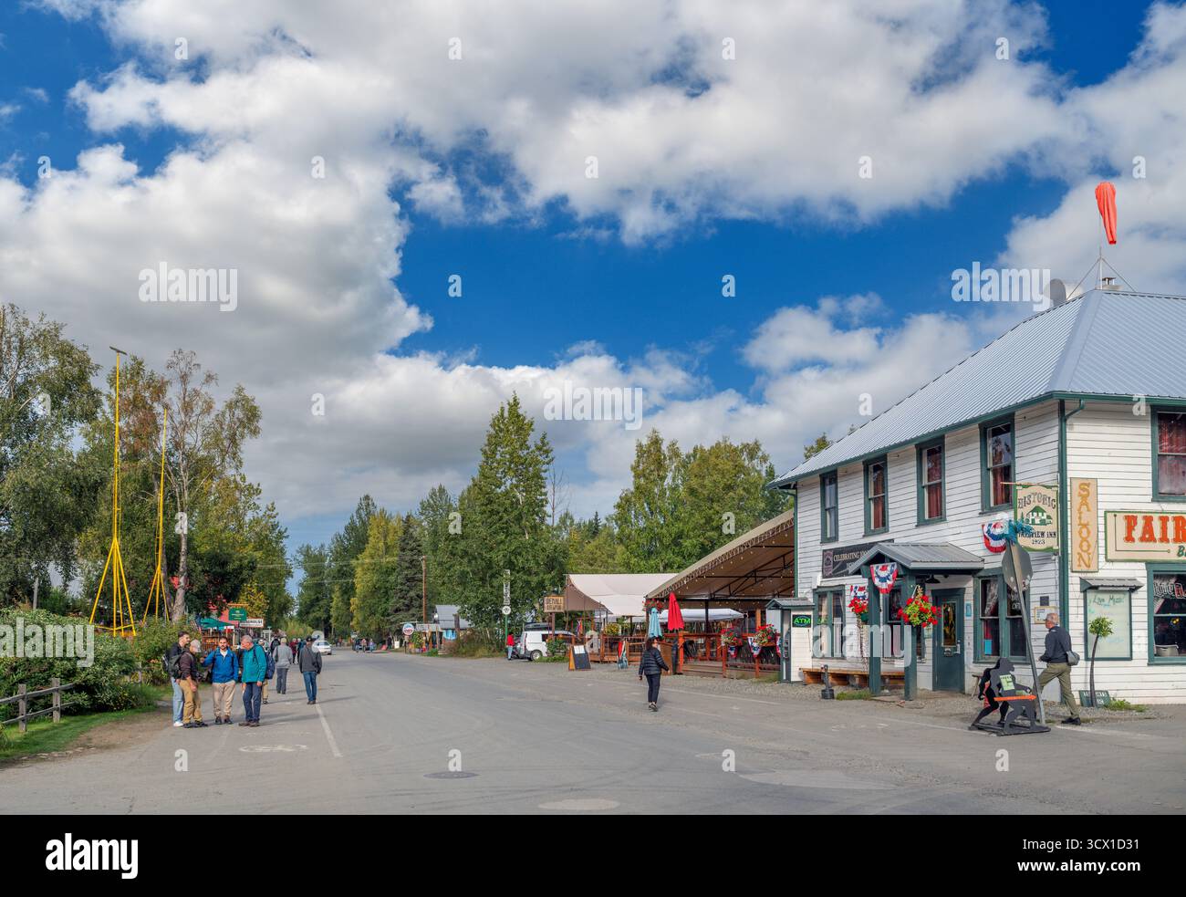 Caffetterie e negozi sulla East Main Street a Talkeetna, Alaska, Stati Uniti Foto Stock