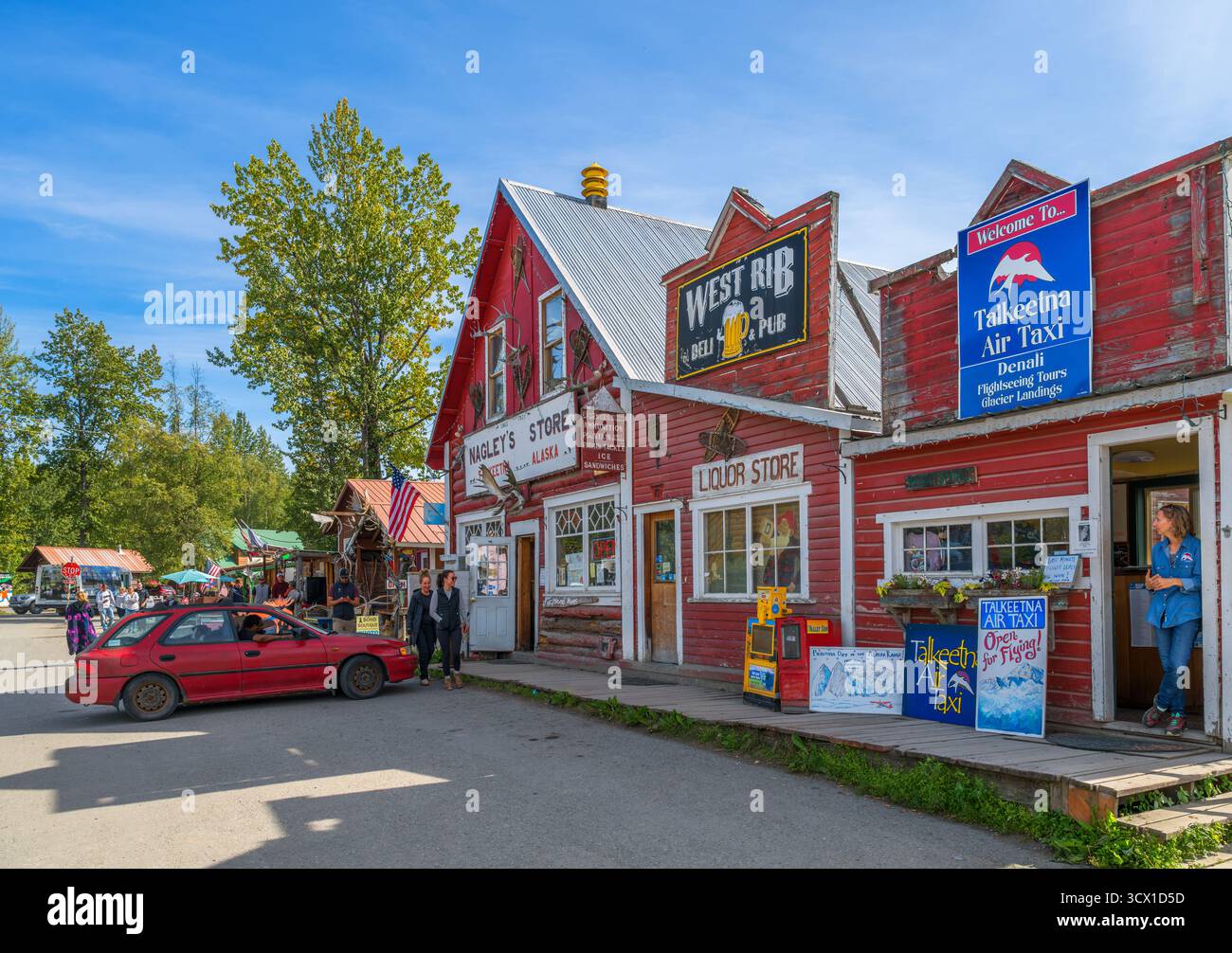 Nagley's Store e West Rib Deli su East Main Street a Talkeetna, Alaska, USA Foto Stock