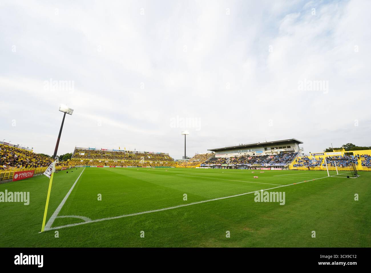 Sankyo Frontier Kashiwa Stadium, Chiba, Giappone. 12 ottobre 2025. Sankyo Frontier Kashiwa Stadium/General view, 12 OTTOBRE 2025 - Football/Soccer : 2025 J. League YBC Levain Cup prime Round semifinale 2nd Leg match tra Kashiwa Reysol 4-1 Kawasaki frontale al Sankyo Frontier Kashiwa Stadium, Chiba, Giappone. Crediti: AFLO SPORT/Alamy Live News Foto Stock